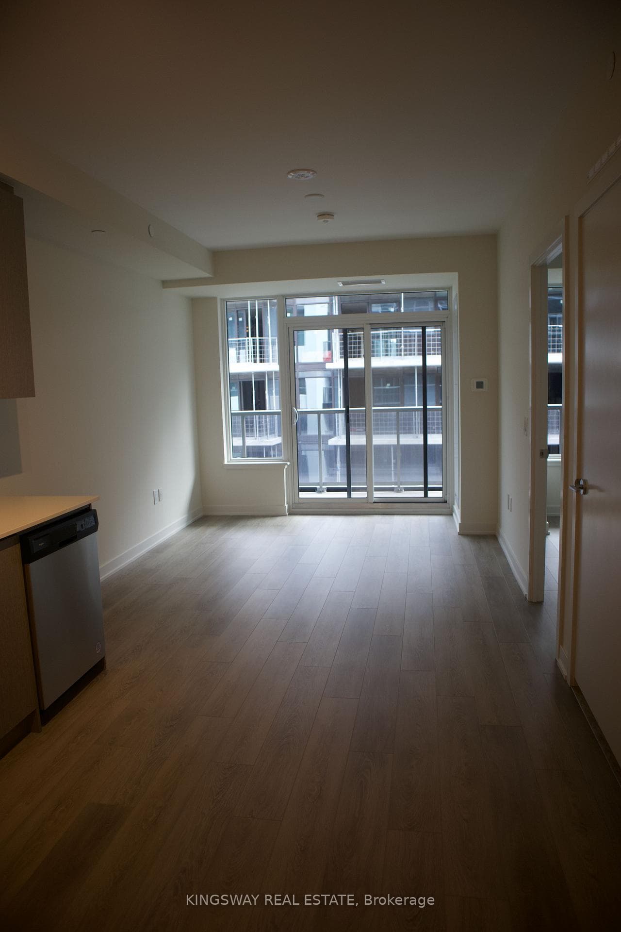 212 King William Street Unit 1309 photo 10