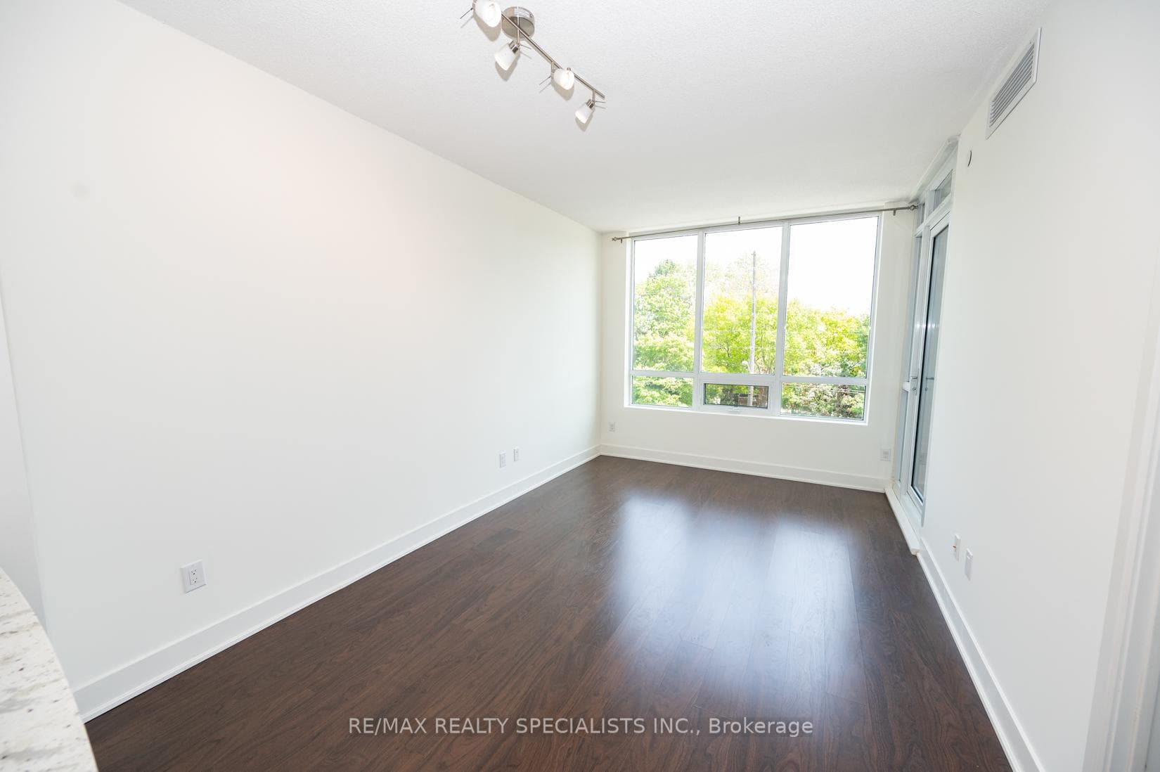 7608 Yonge Street Unit 426 photo 21