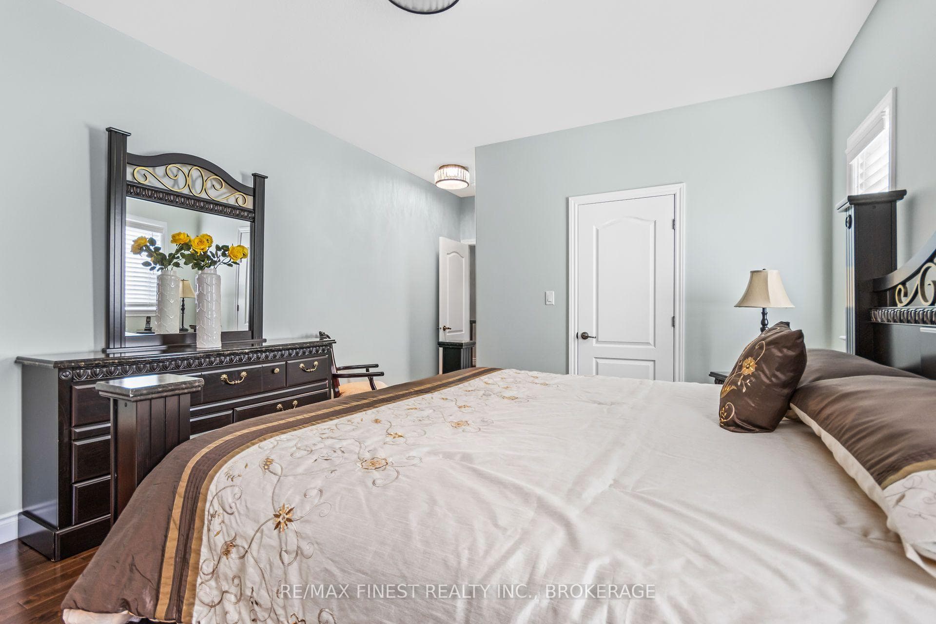 206 Pauline Tom Avenue photo 17