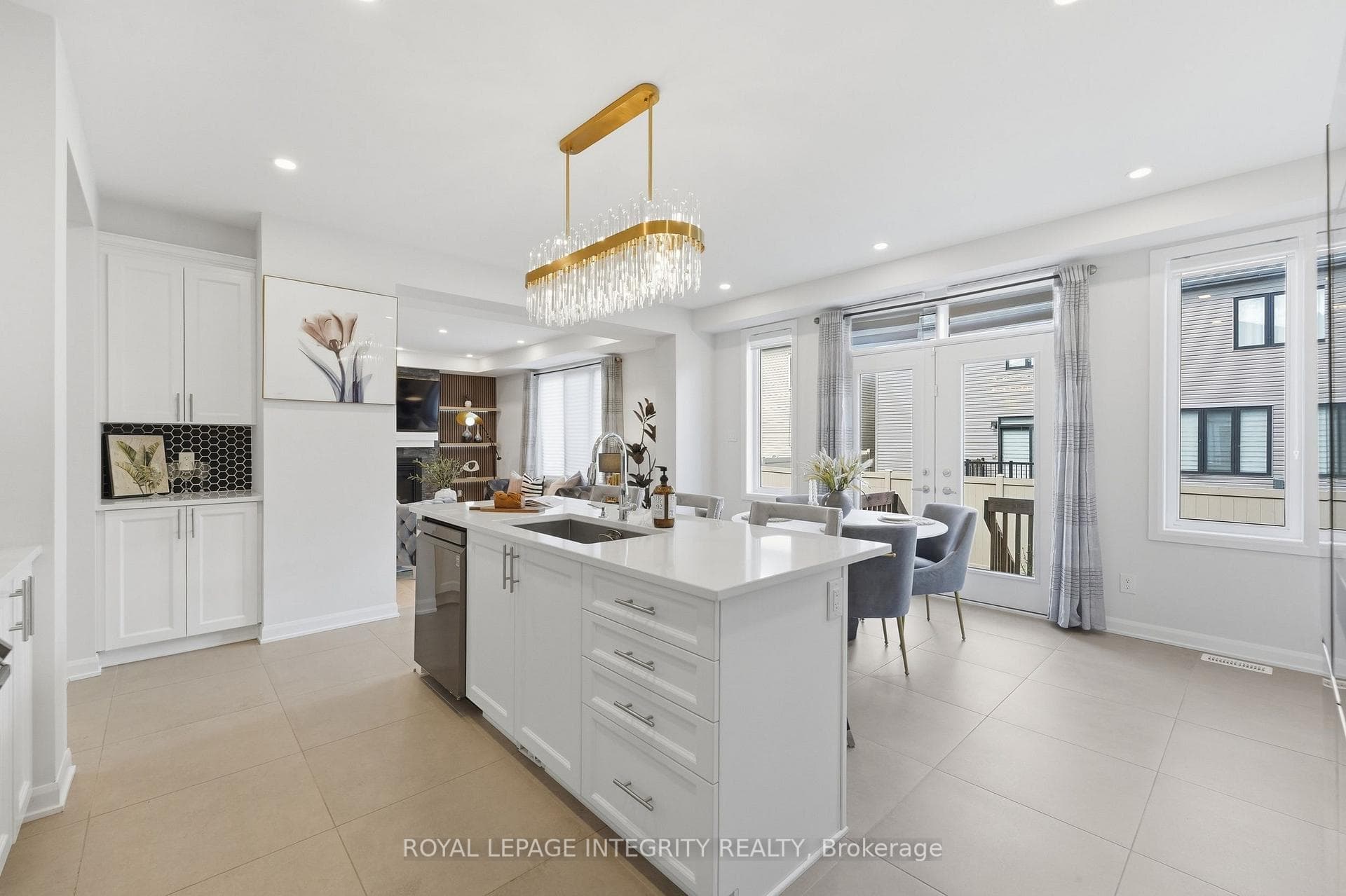 90 Coco Place photo 23