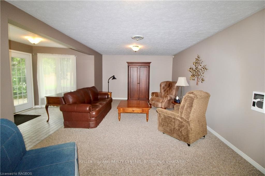 290 2ND Avenue photo 35