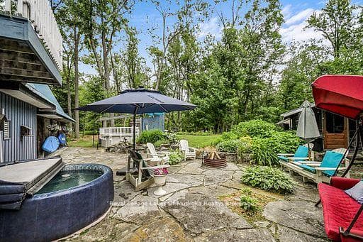 1005 Kirby's Beach Road photo 41