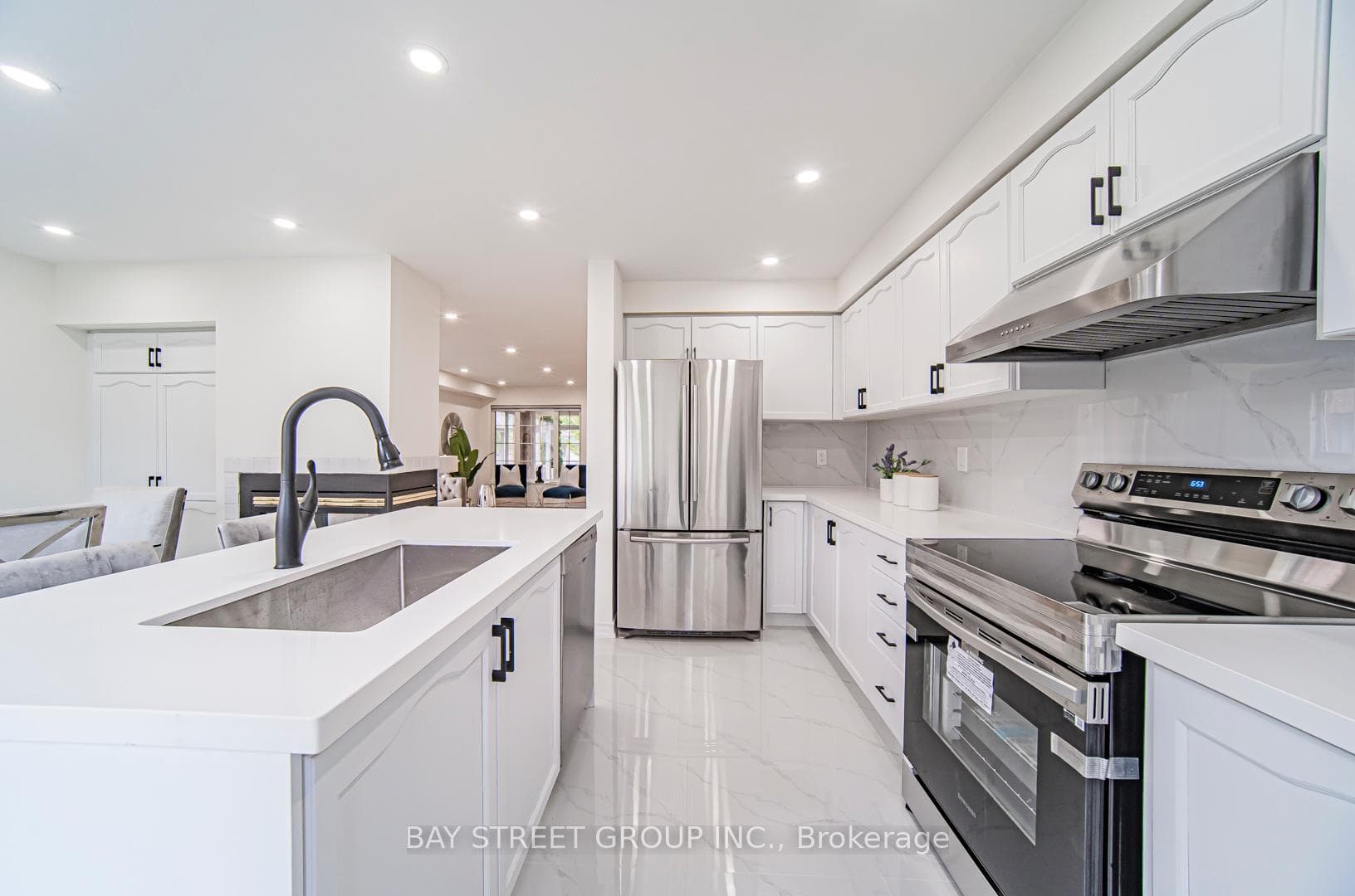 27 Quetico Drive photo 9
