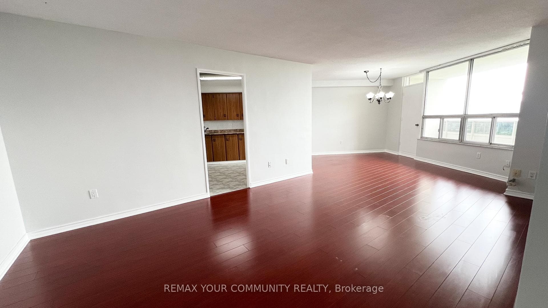 Living Rm1