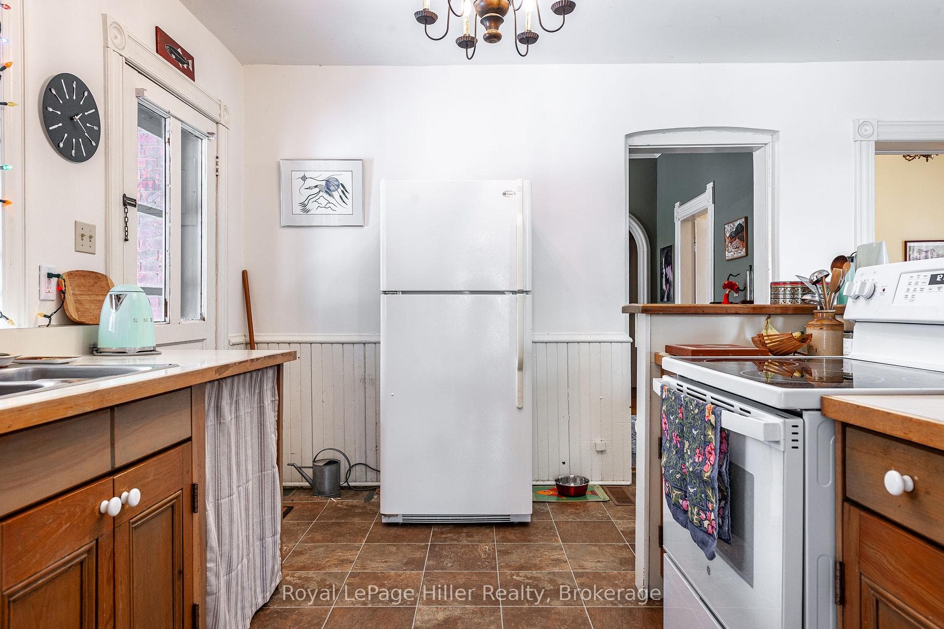 491 Downie Street photo 18