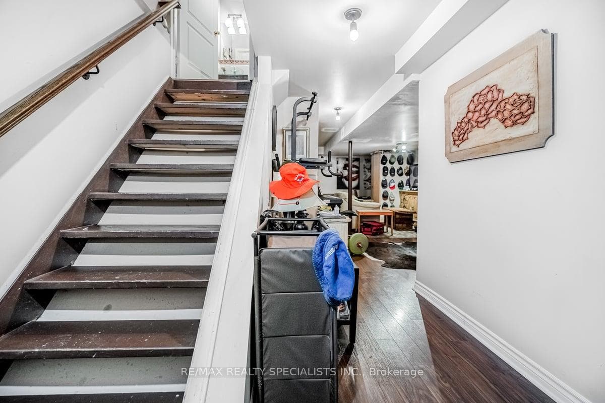 1224 Quest Circle photo 27