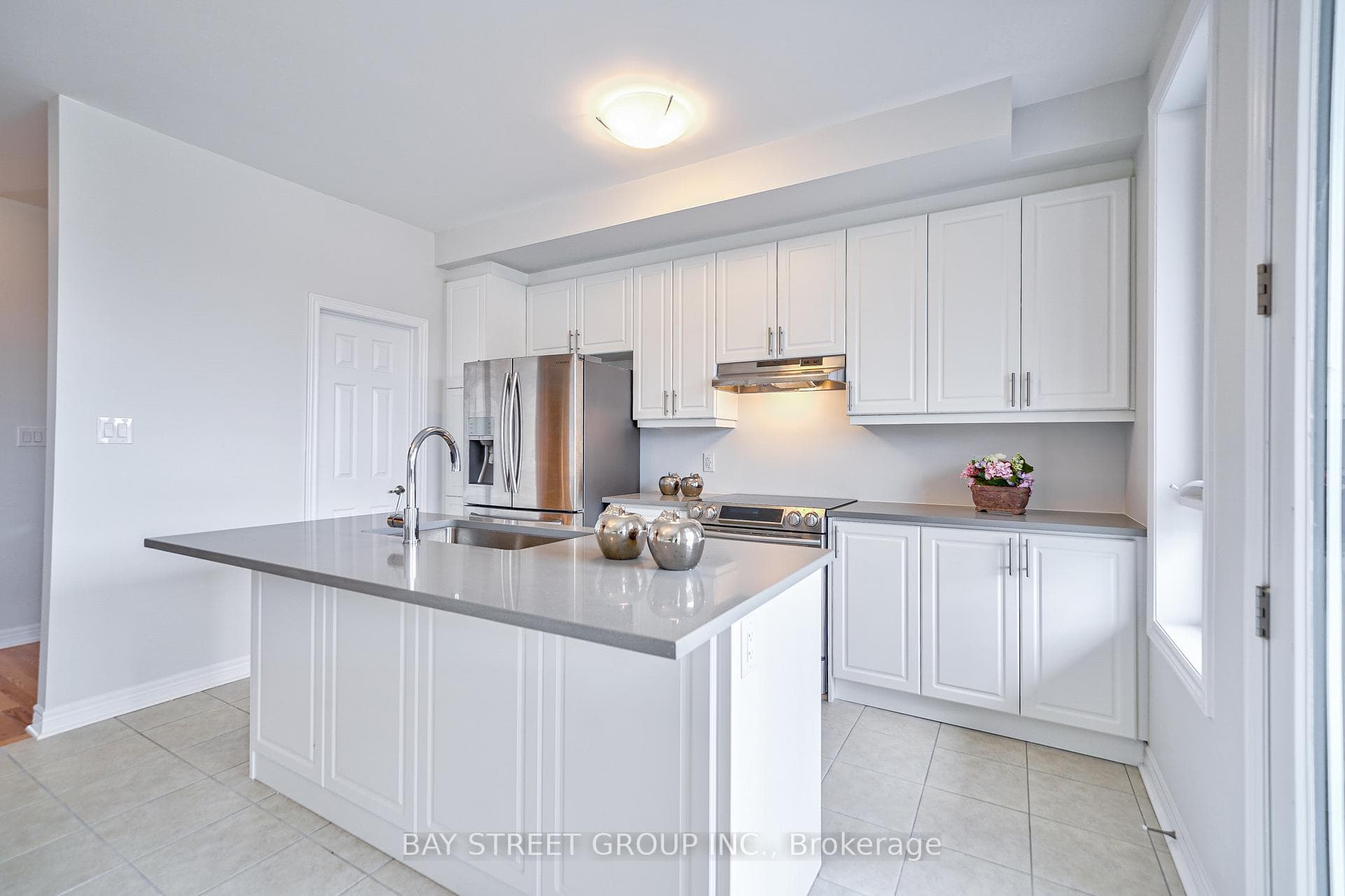 153 Mumbai Drive photo 20