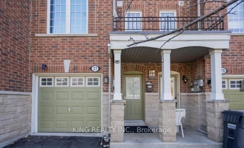 27 Denison Avenue photo 2