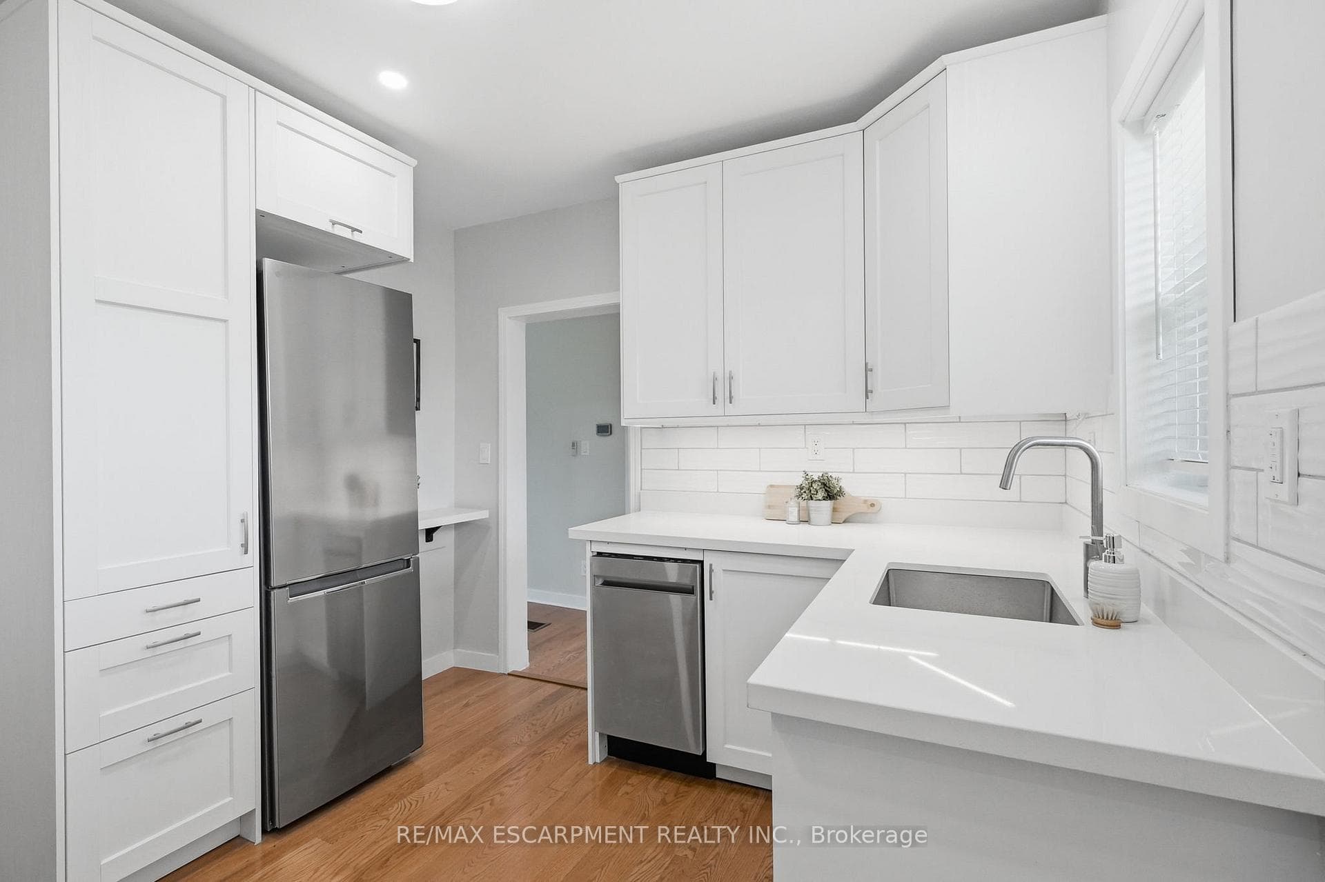 410 Beach Boulevard photo 6