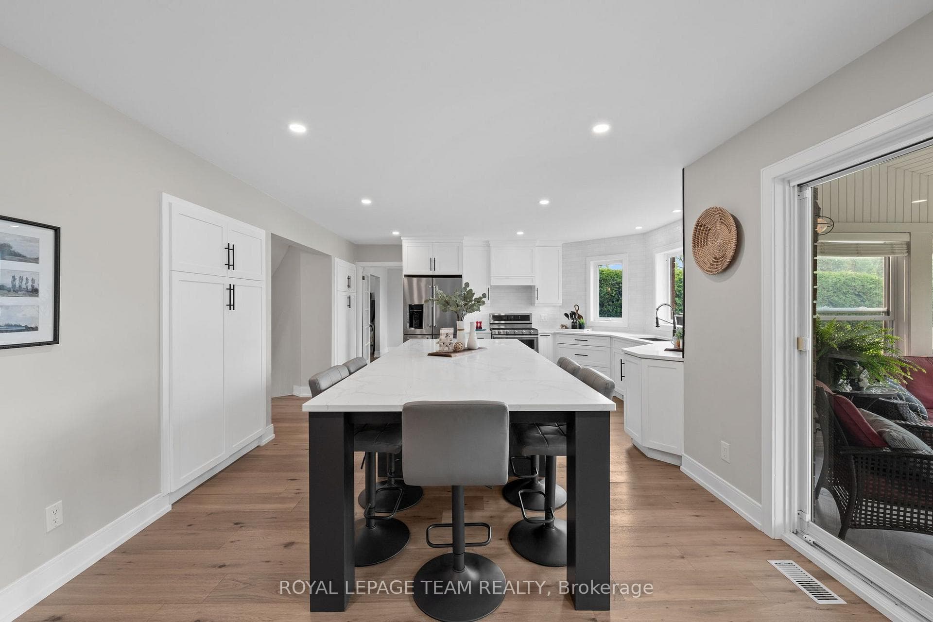 1095 Bravar Drive photo 13