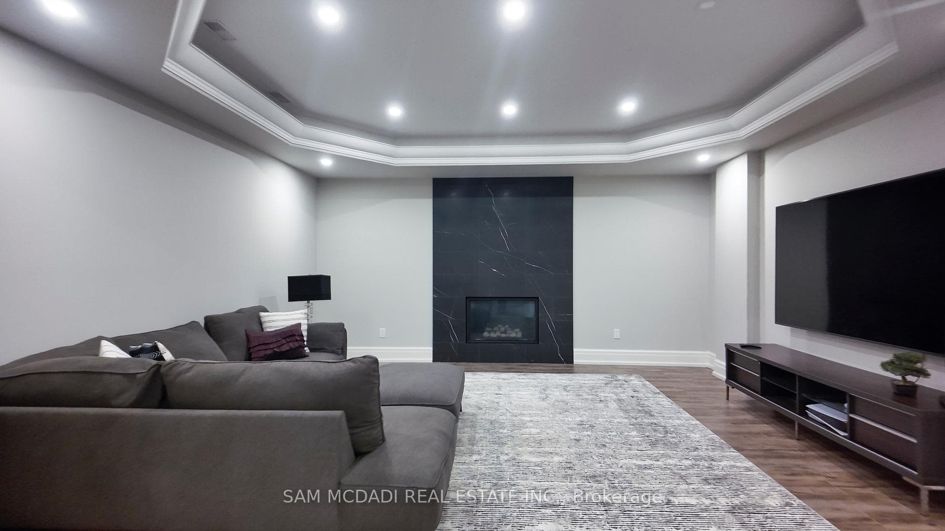 1134 Welwyn Drive photo 41