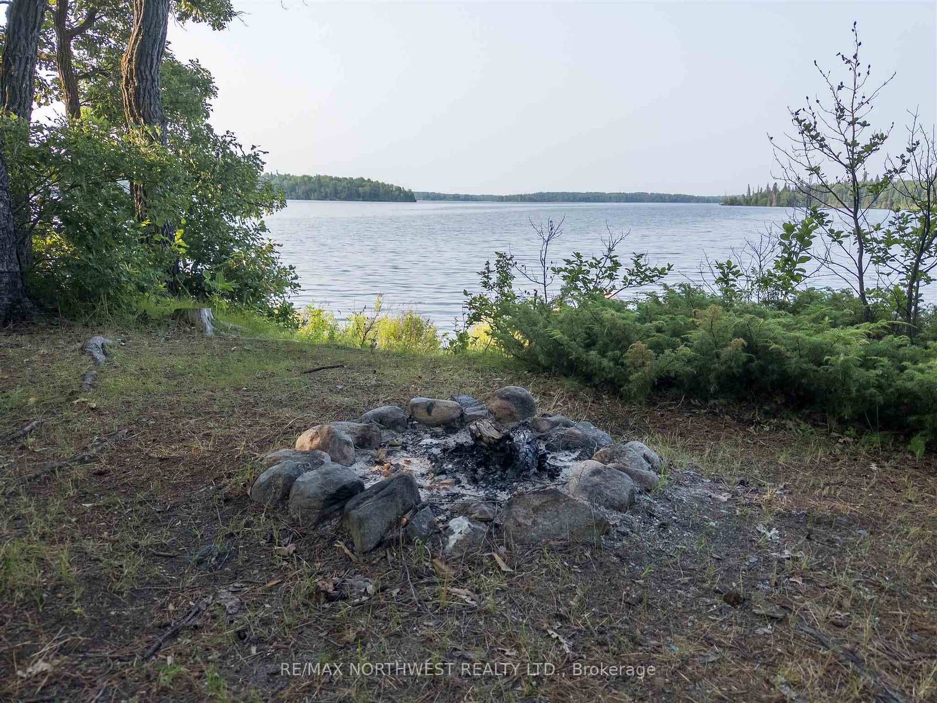 ISLAND KM128 PARCEL 25446 photo 42