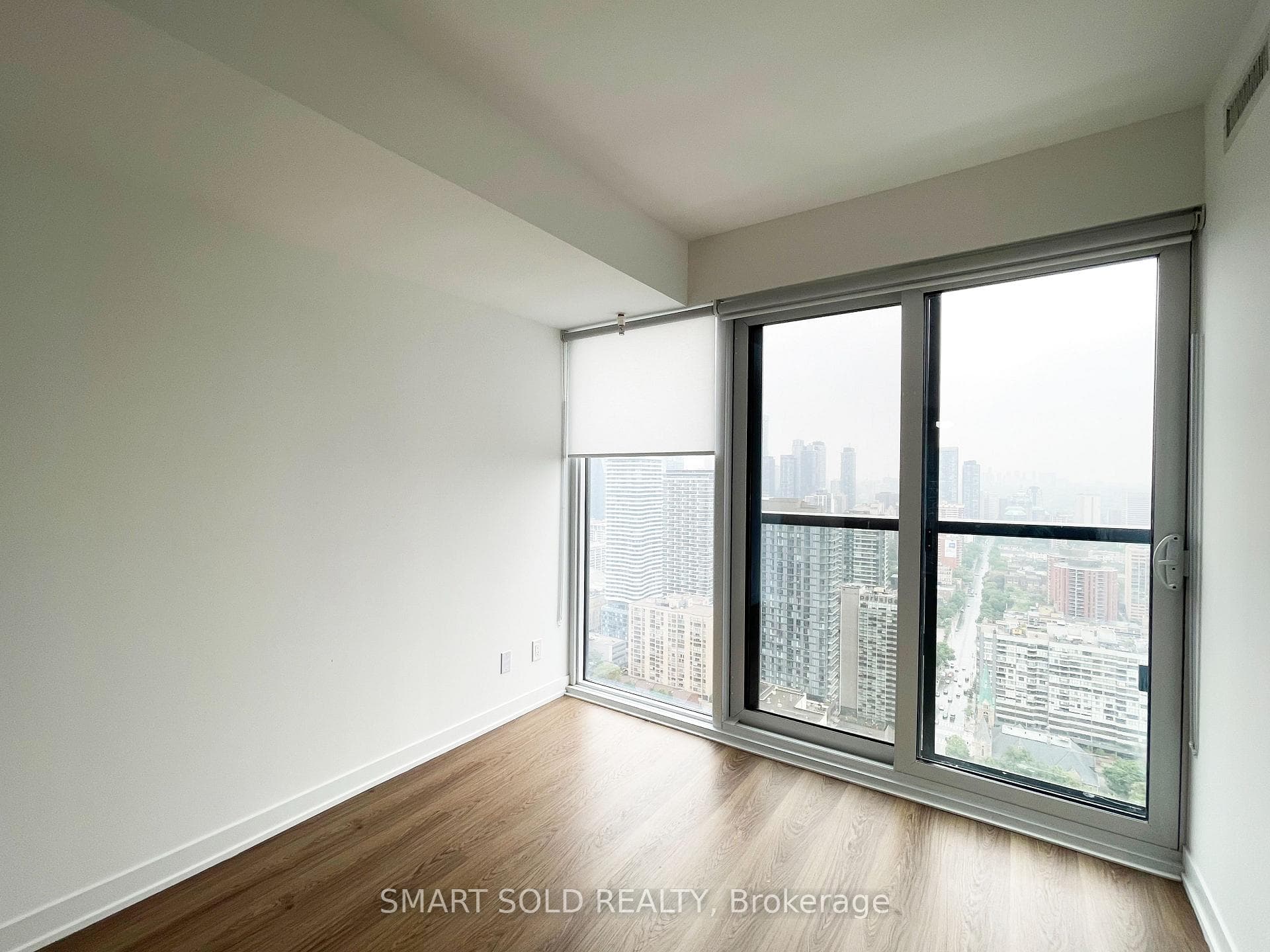 319 Jarvis Street Unit 4707 photo 8