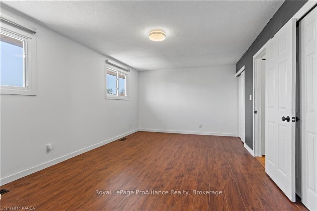 321 MELANIE Avenue photo 14