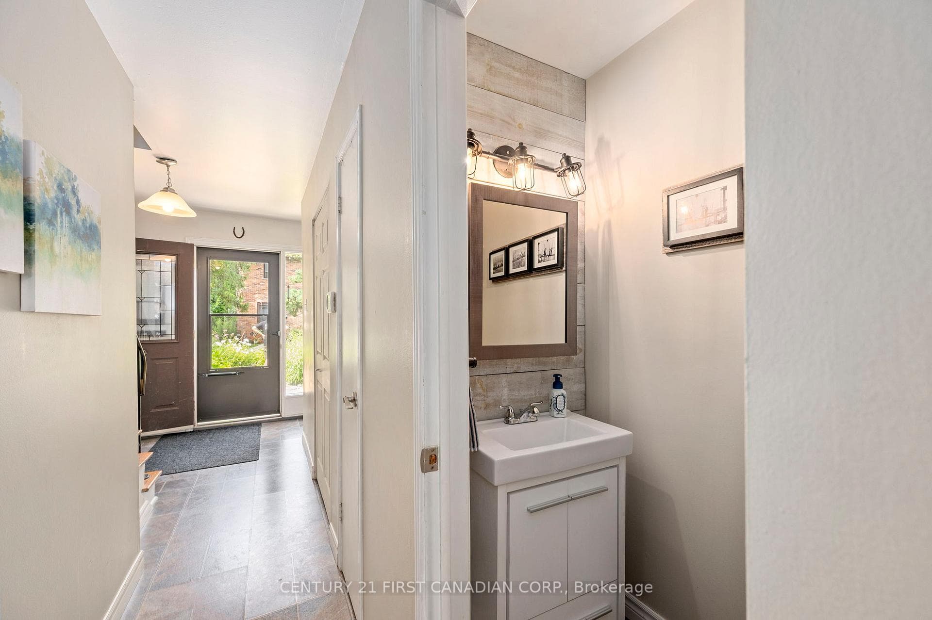 229 Millbank Drive photo 12