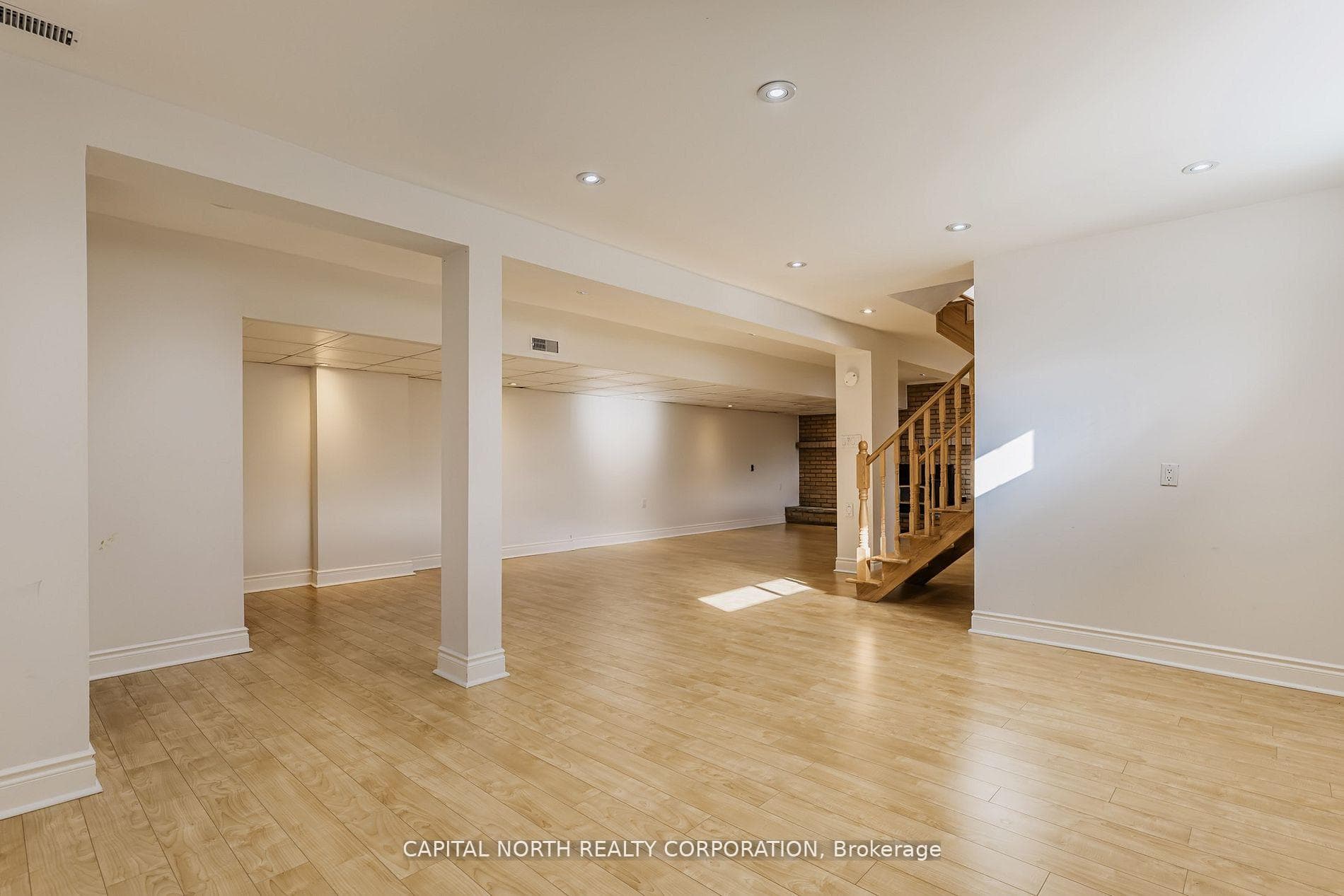 106 Clearview Heights photo 10