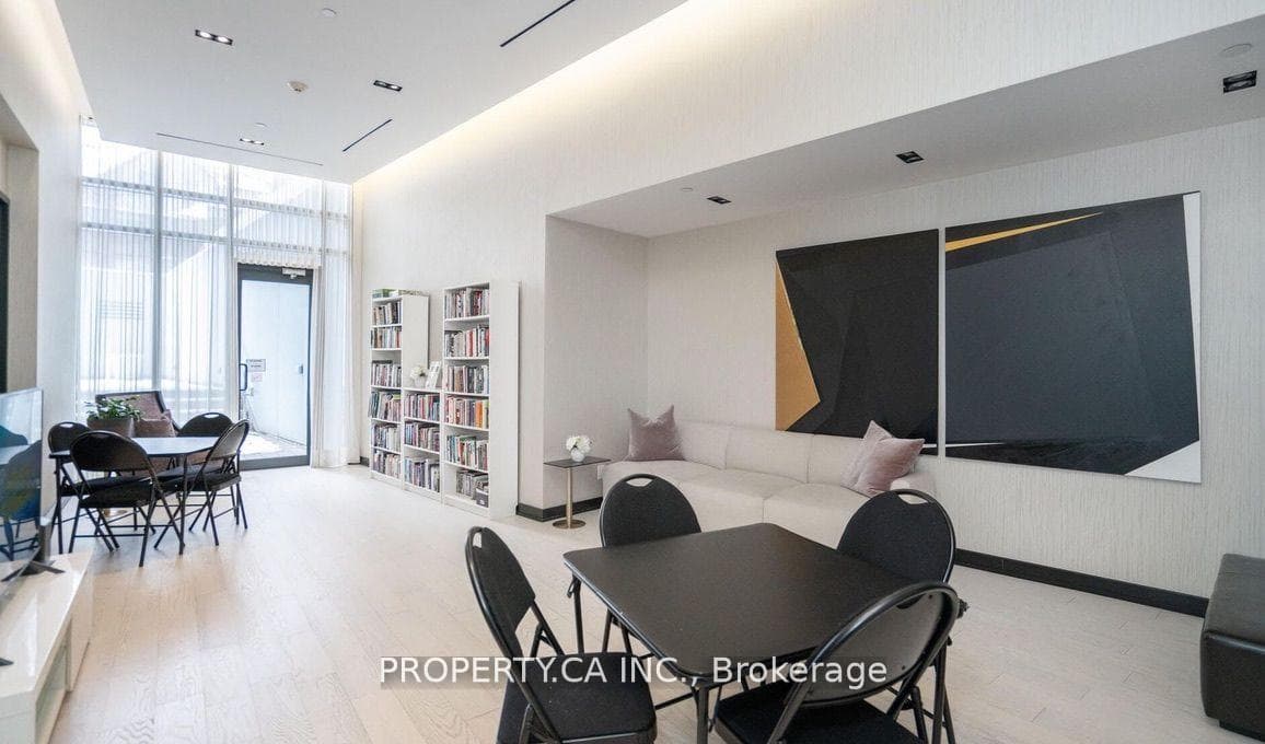 3018 Yonge Street Unit 1010 photo 17