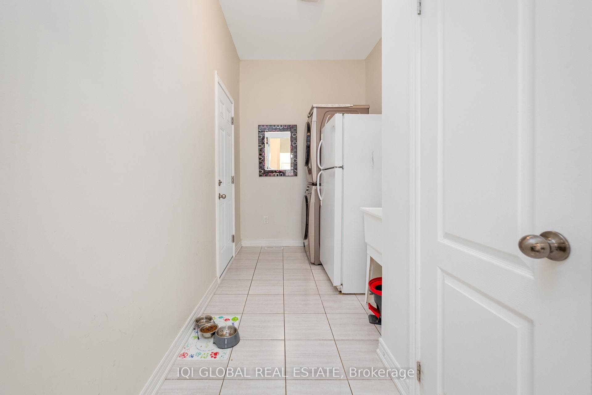 191 Bruce Cameron Drive photo 14