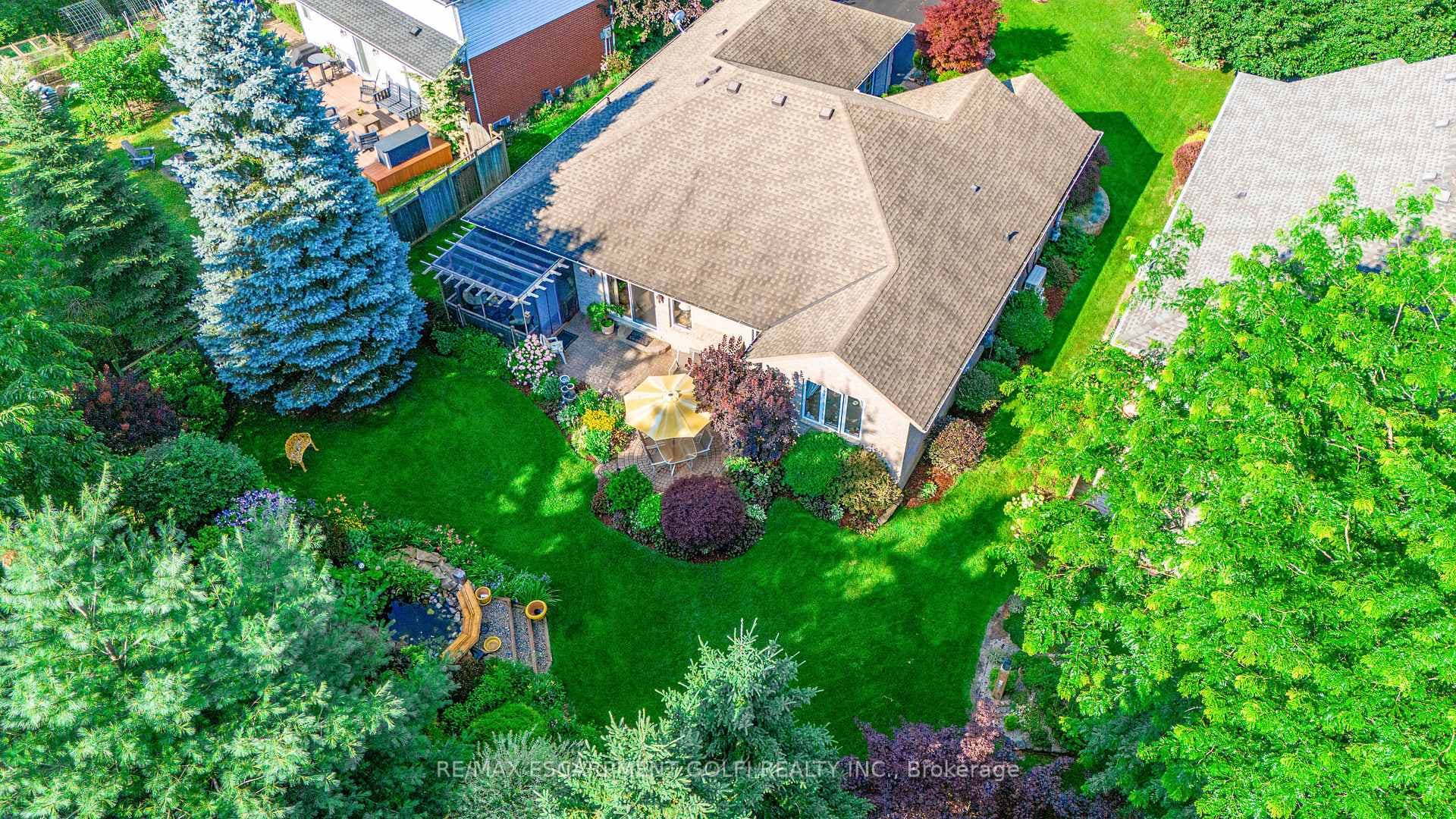23 Oakridge Boulevard photo 38