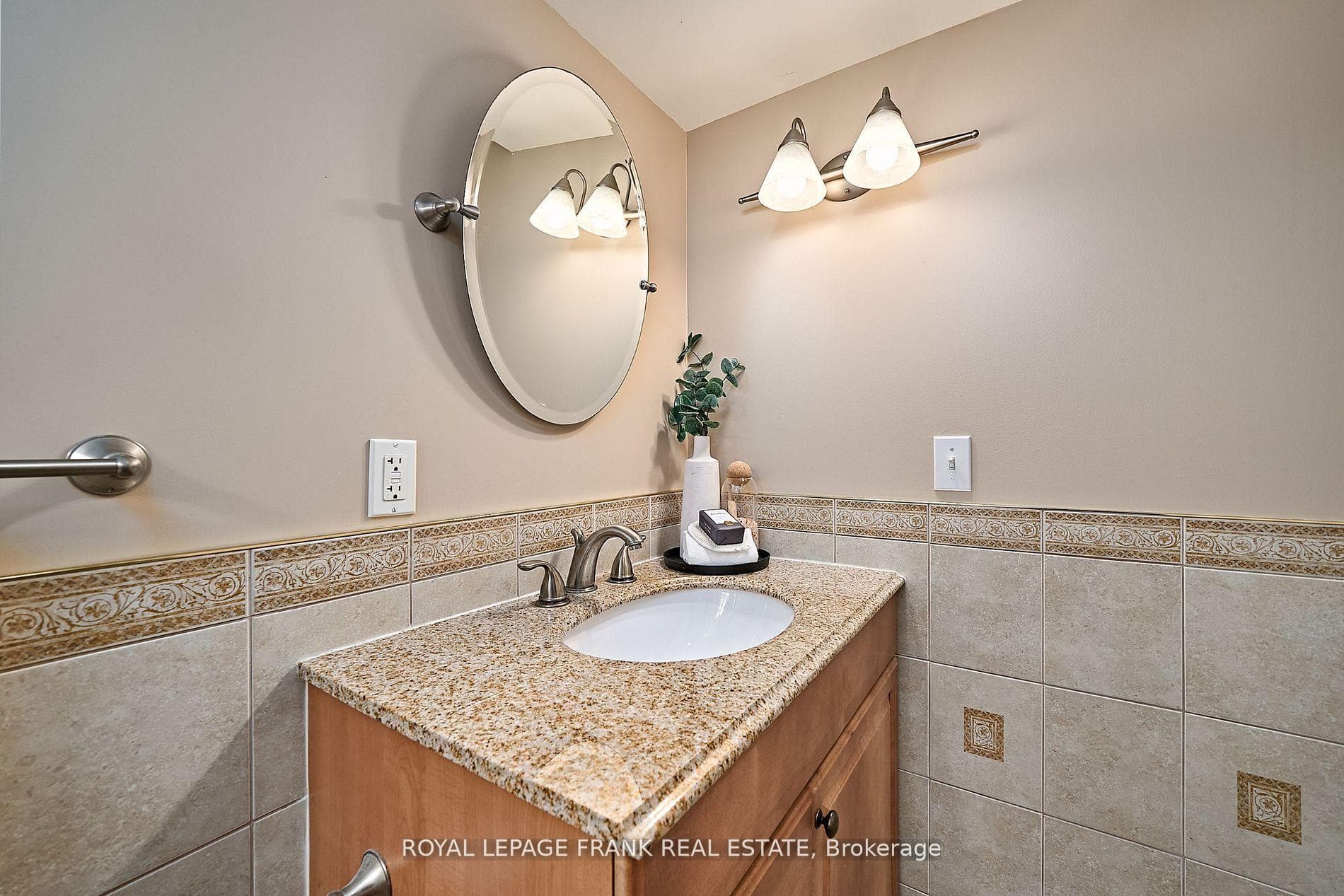 54 Gartshore Drive photo 37