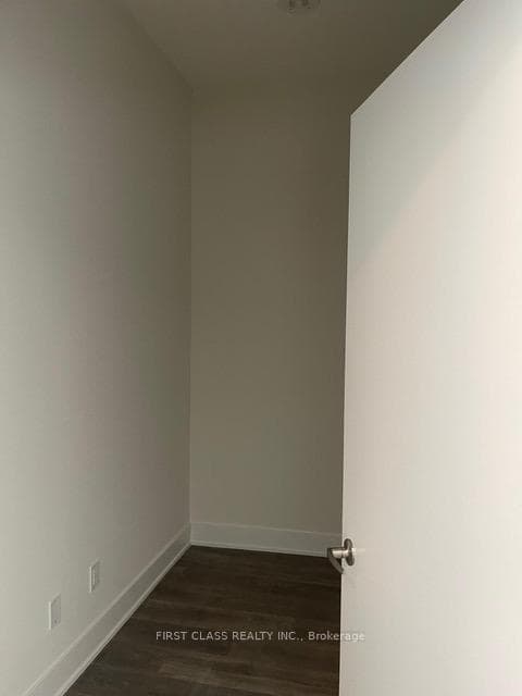 188 Fairview Mall Drive Unit 2707 photo 15