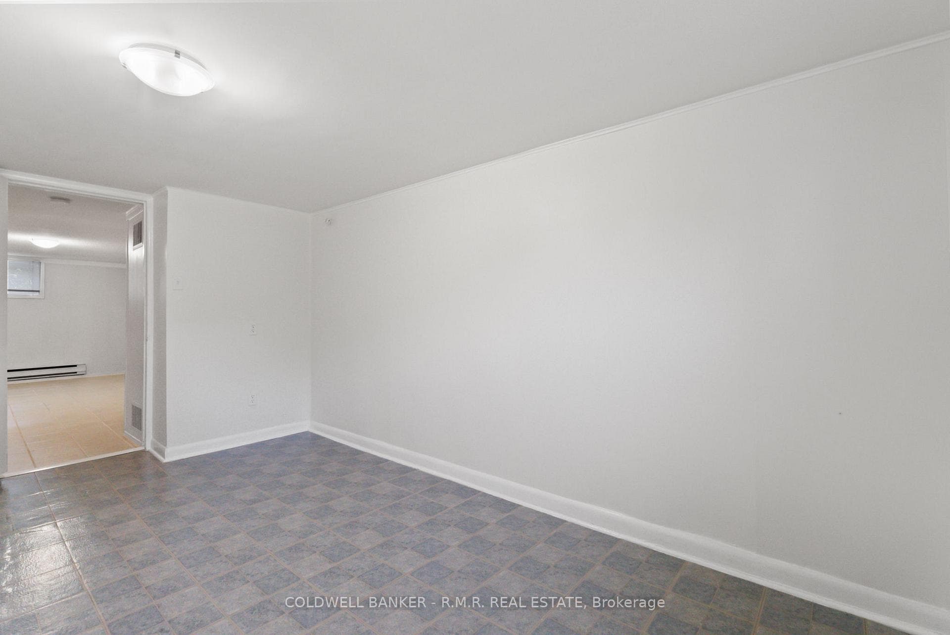 2nd unit primary bedroom