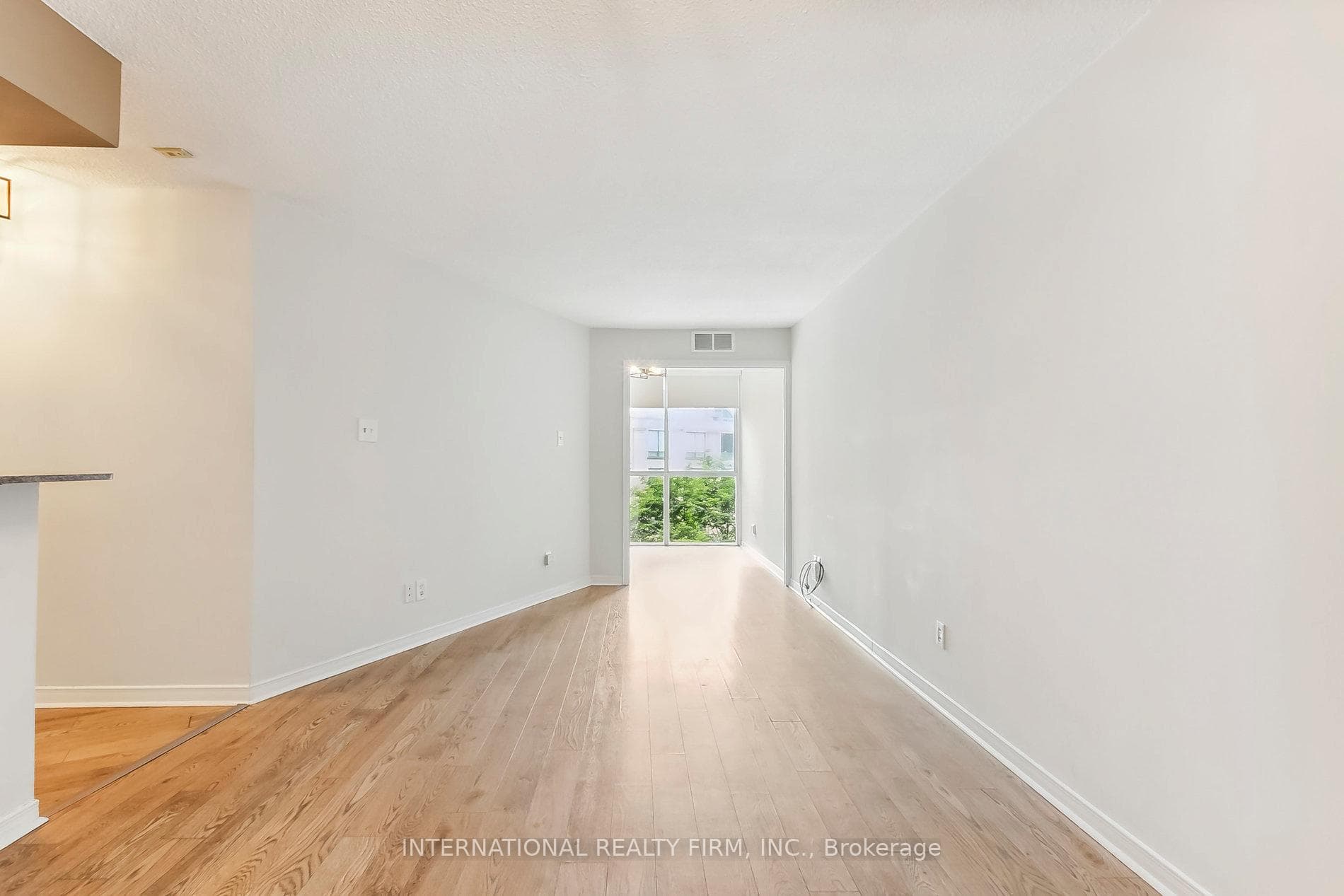 801 KING Street Unit 628 photo 19