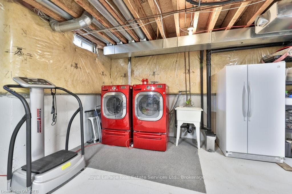 170 ROXTON Road photo 34
