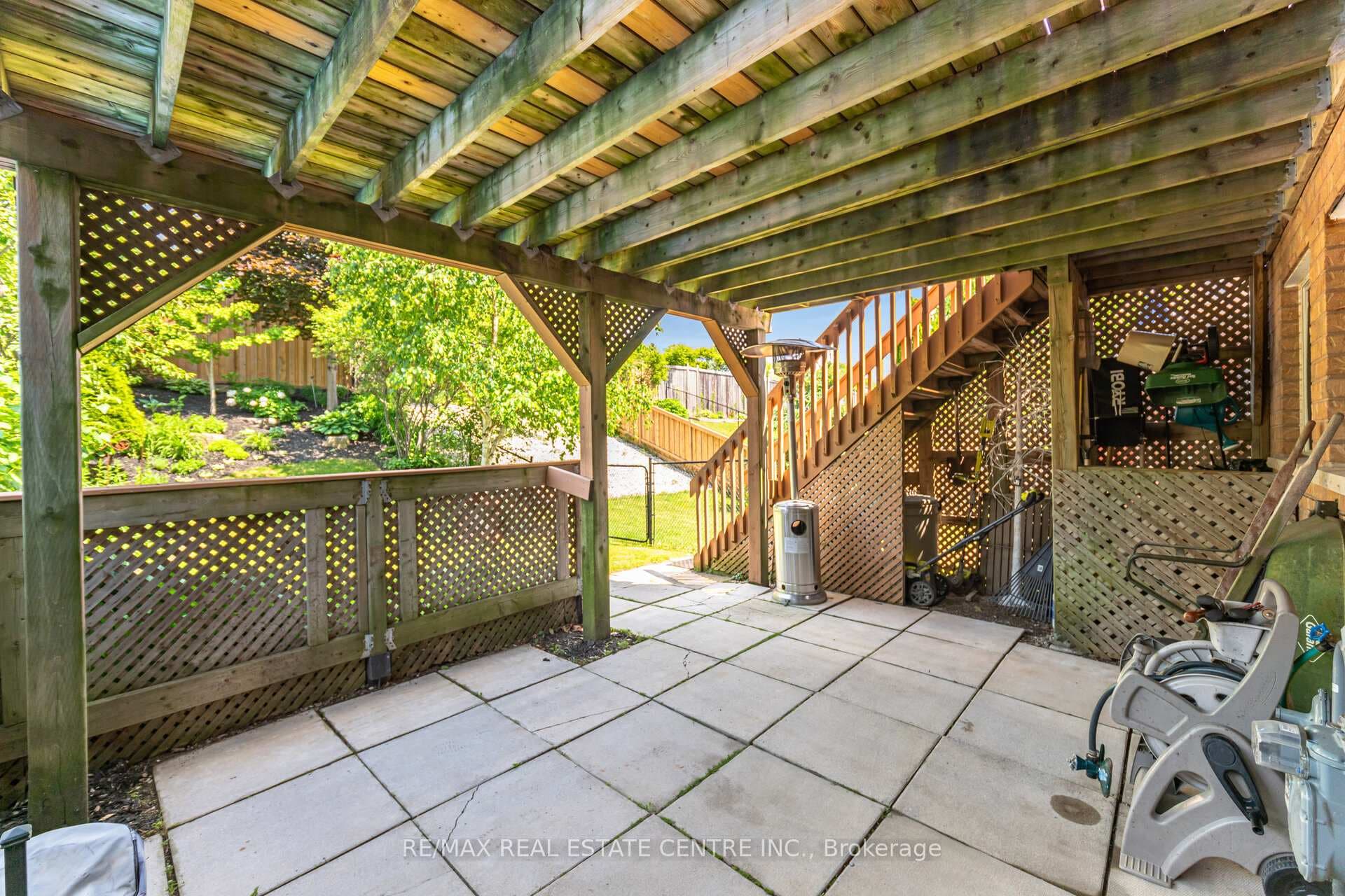64 Atwood Avenue photo 44