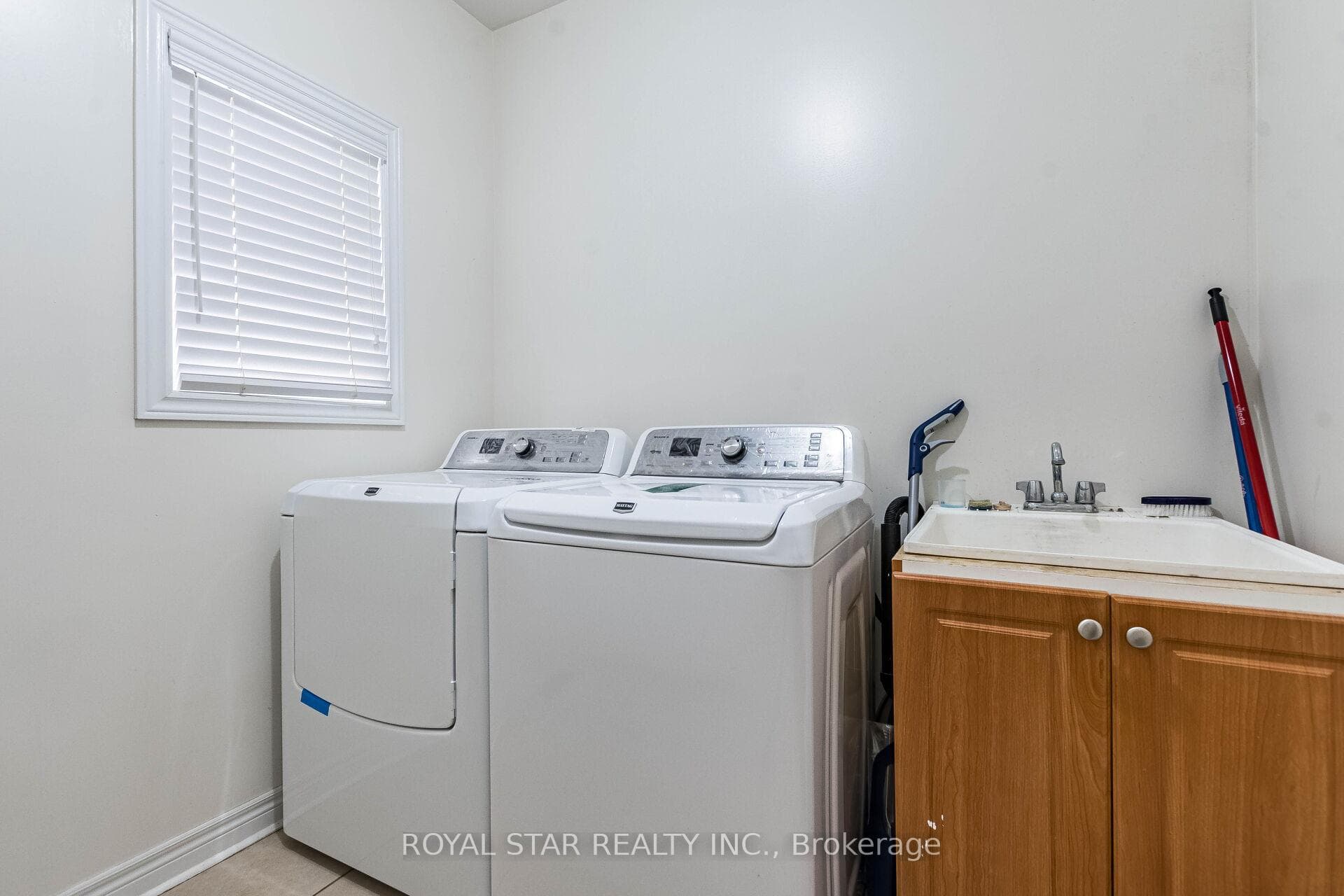 12 Pappain Crescent photo 18