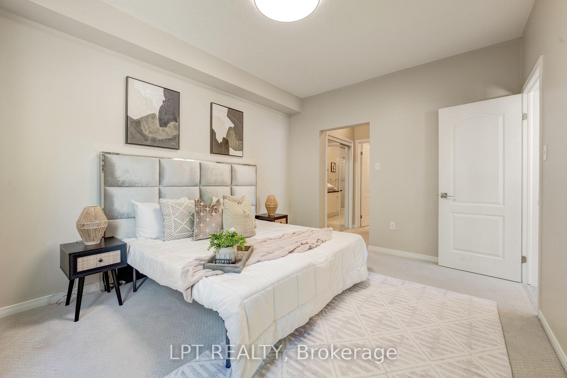 795 Laurelwood Drive Unit 13 photo 33