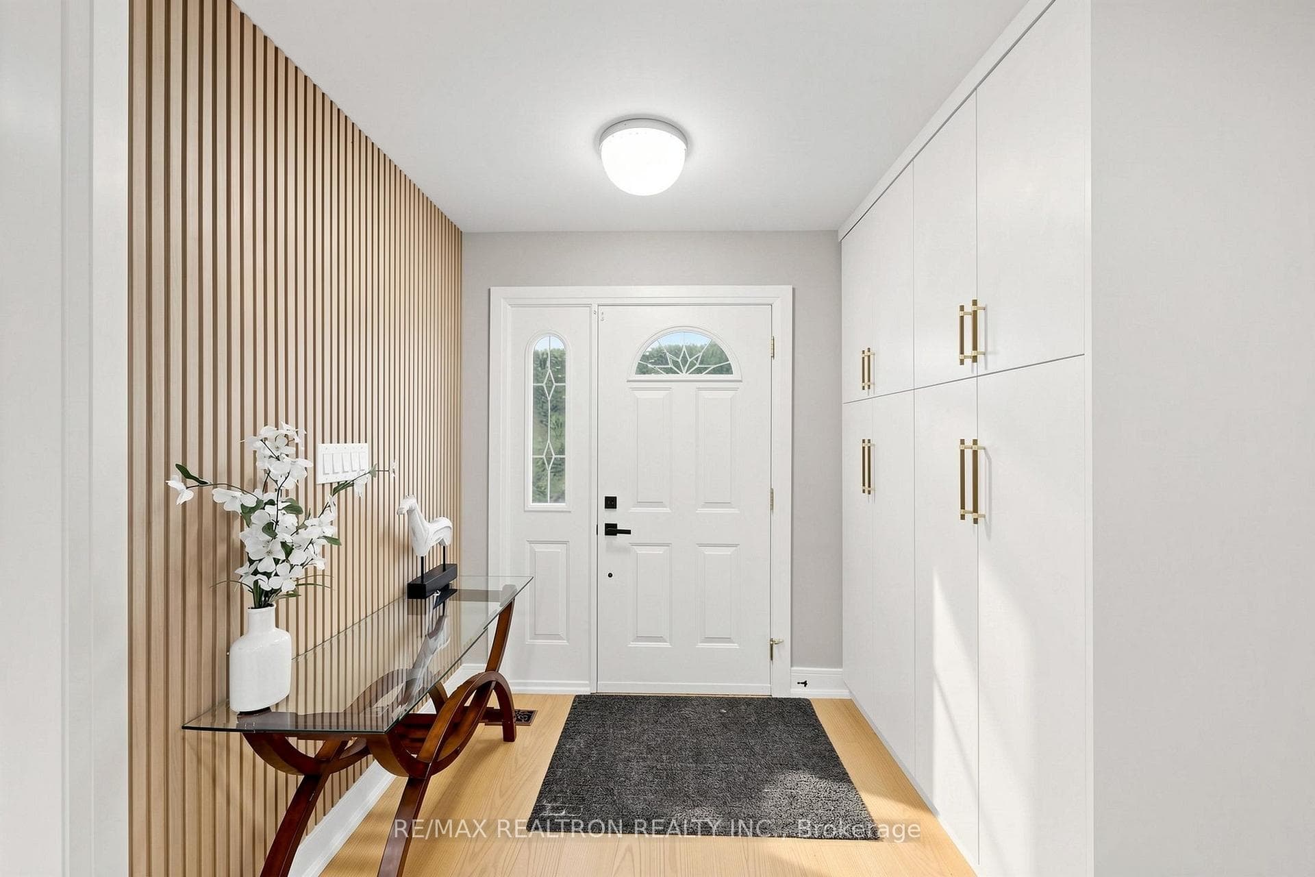 75 Pringle Avenue photo 4