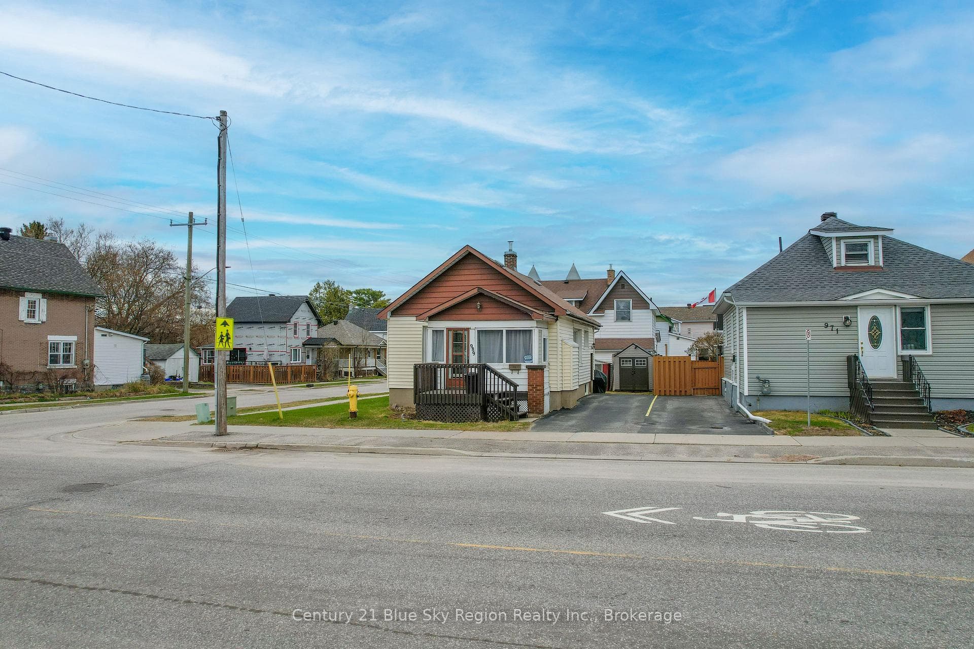989 Ferguson Street photo 30