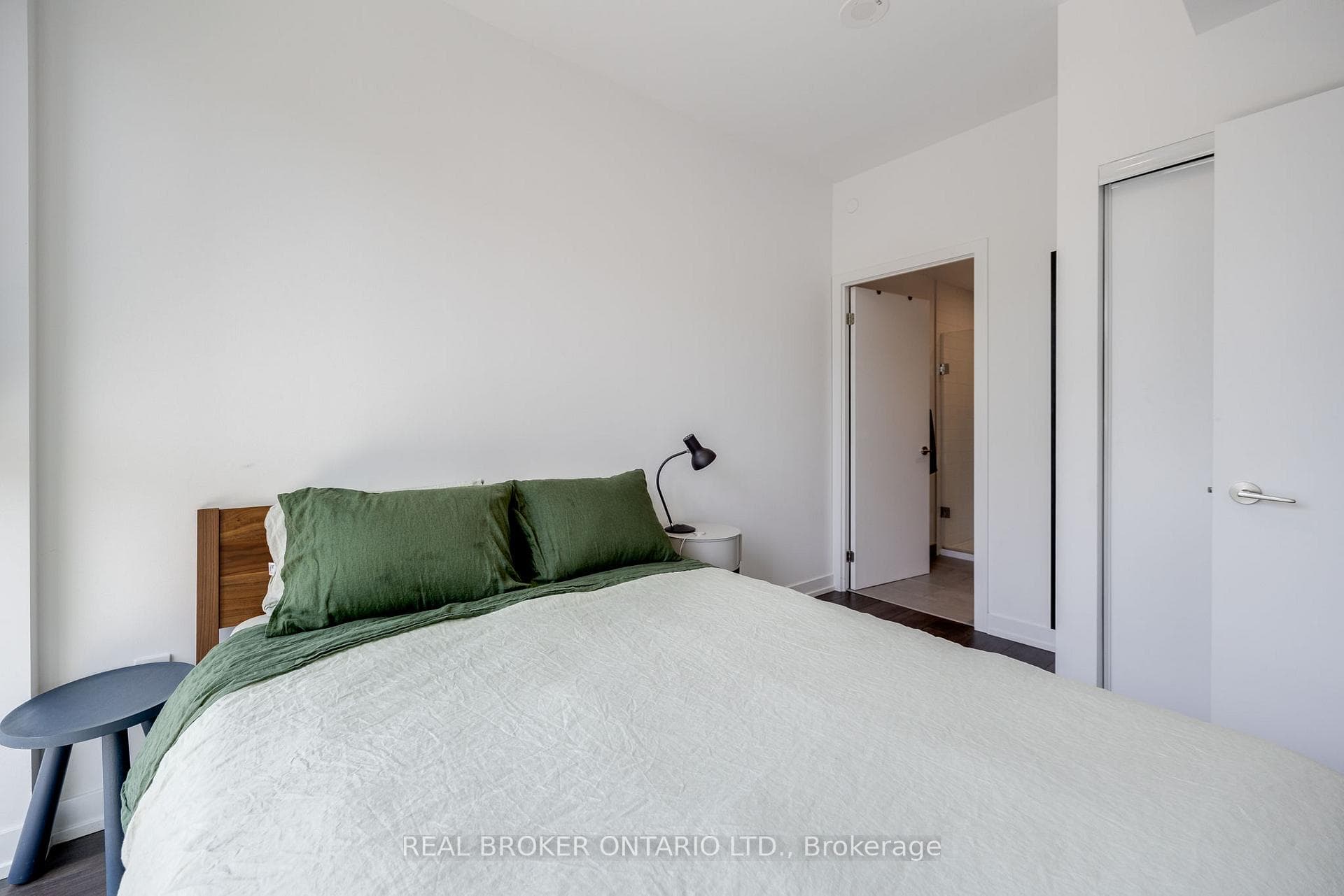 150 Logan Avenue Unit 334 photo 14