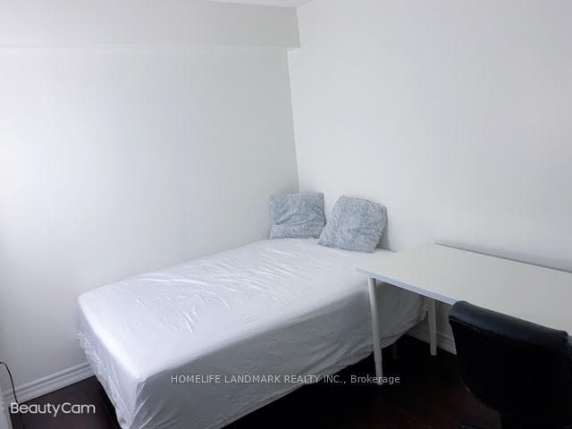 386 yonge Street Unit 2409 photo 8