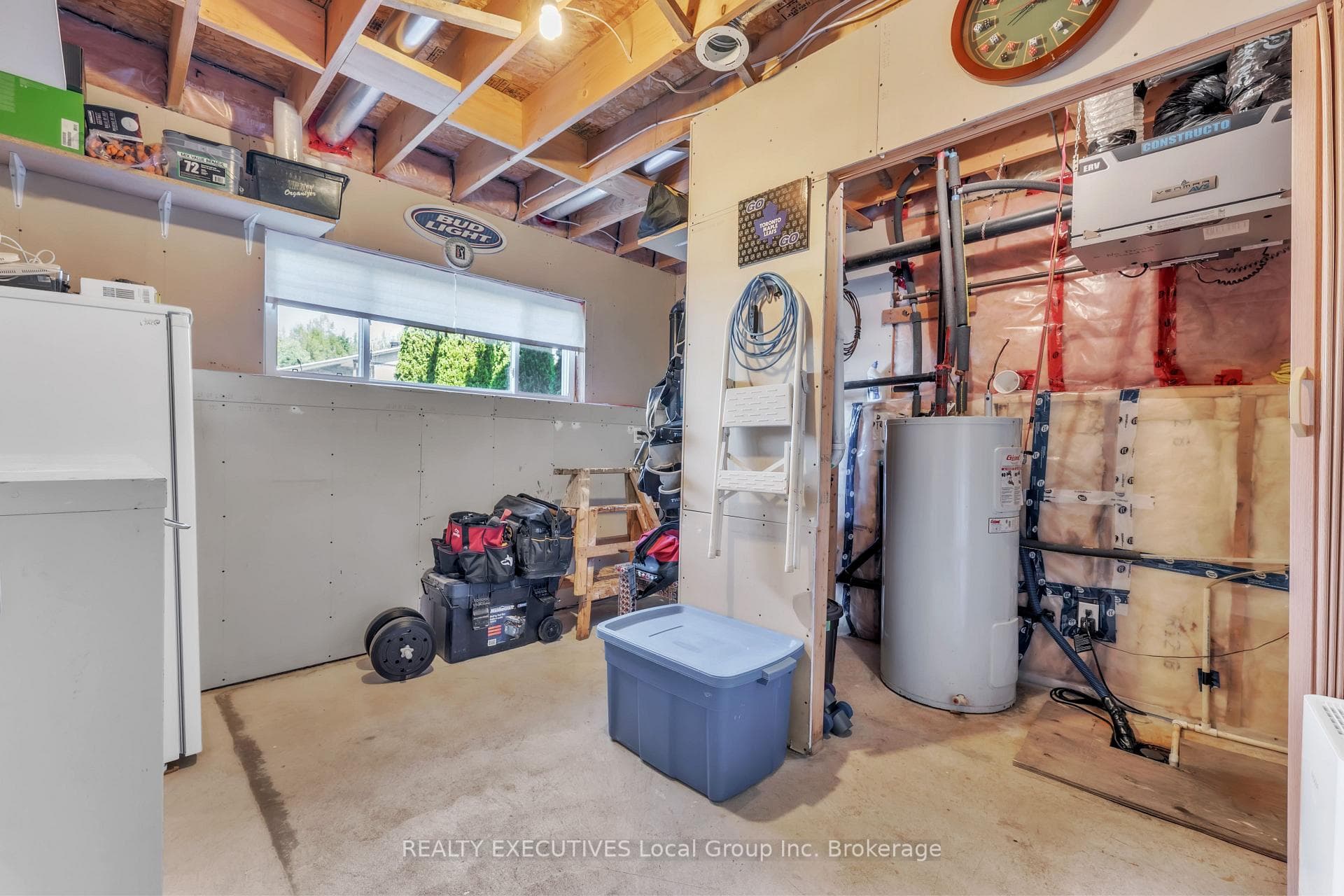 498 Demers Street photo 30