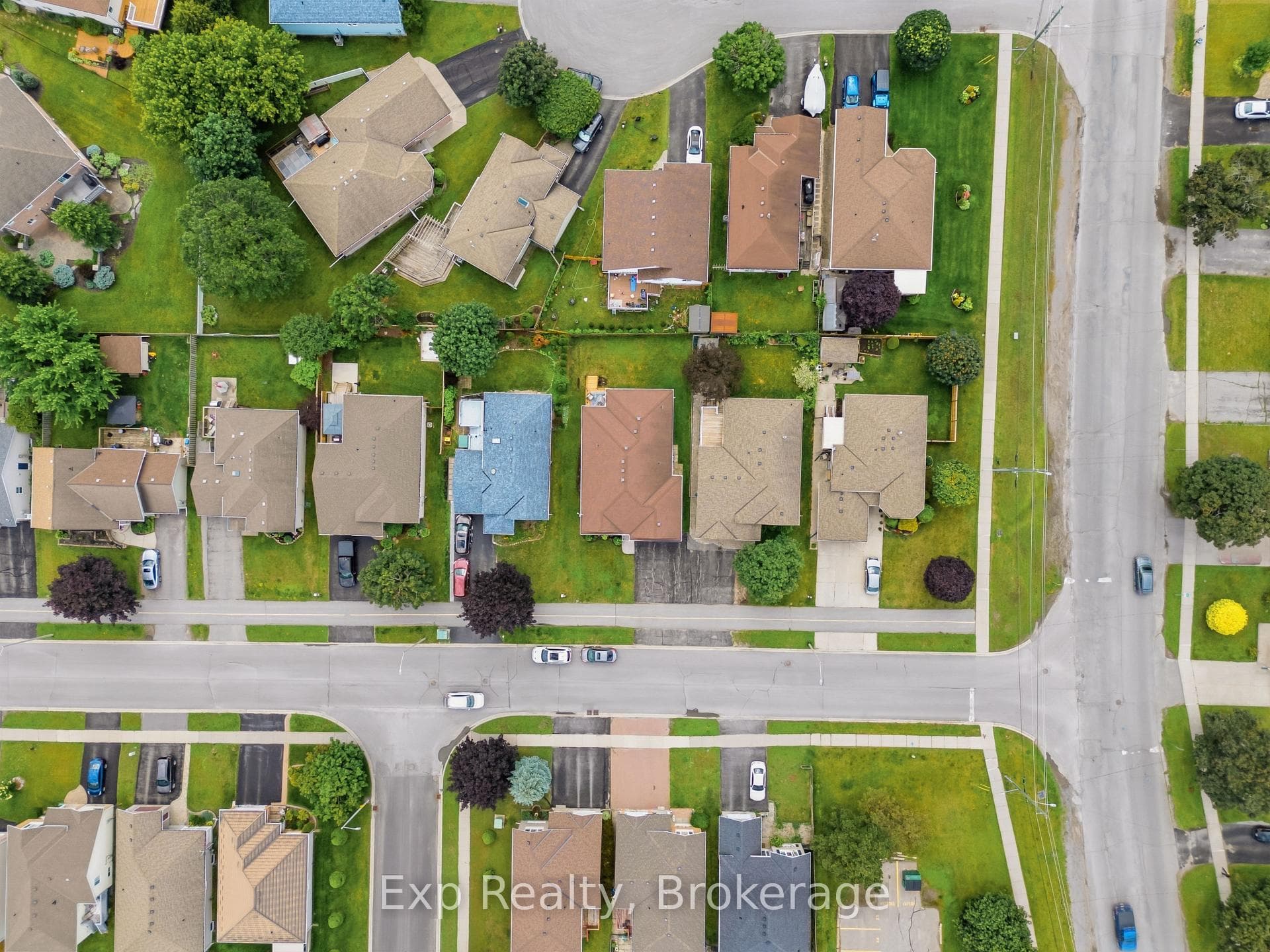 134 Finch Drive photo 46