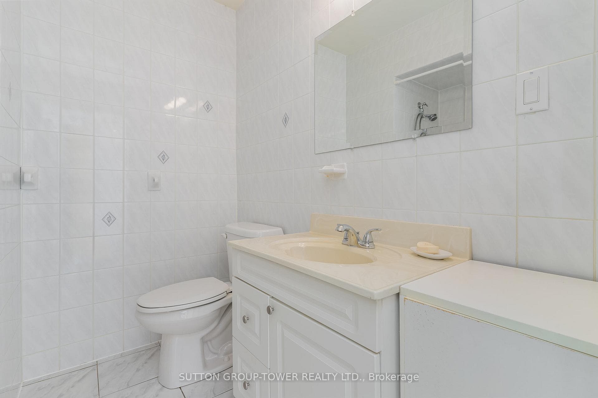 126 Giltspur Drive photo 15