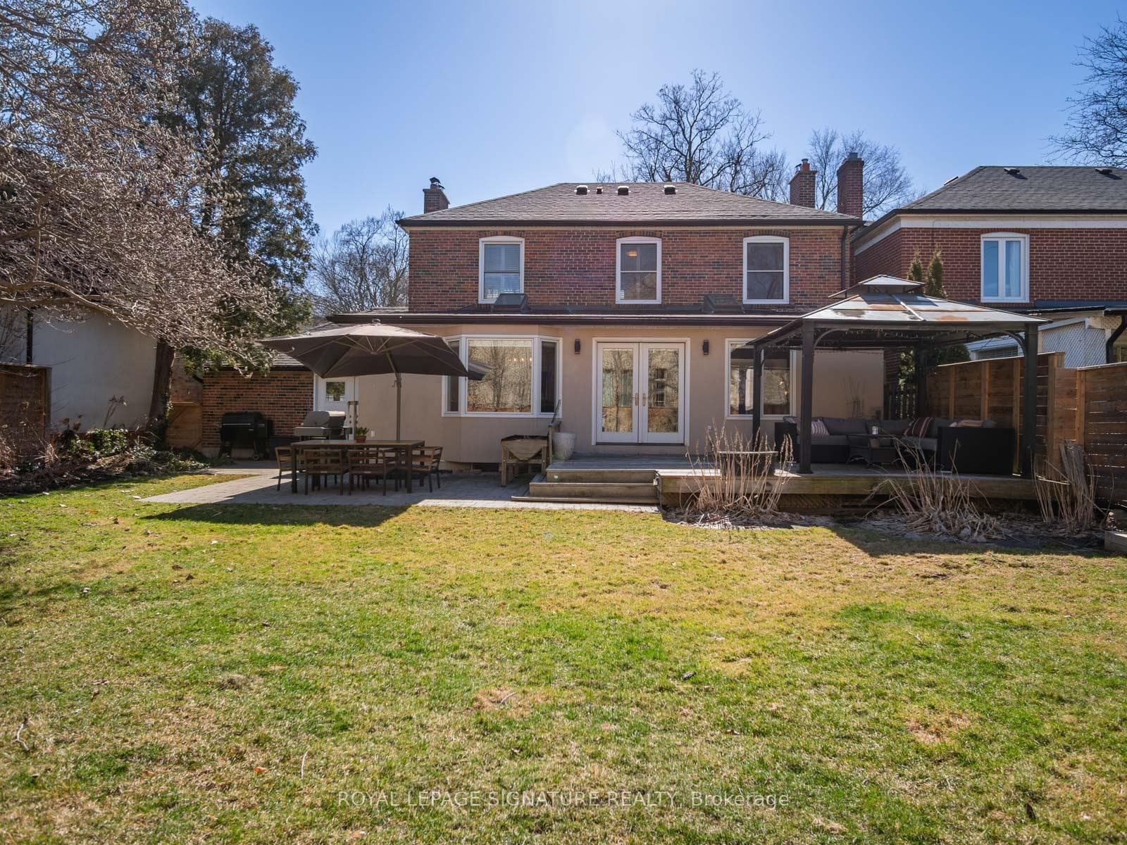 116 Bombay Avenue photo 36