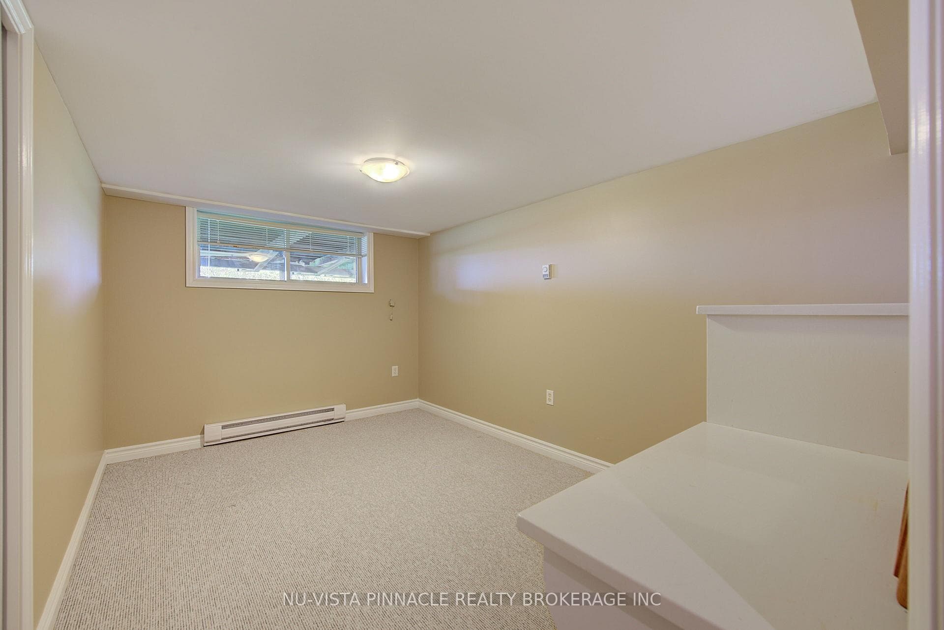 21752 Richmond Street photo 36