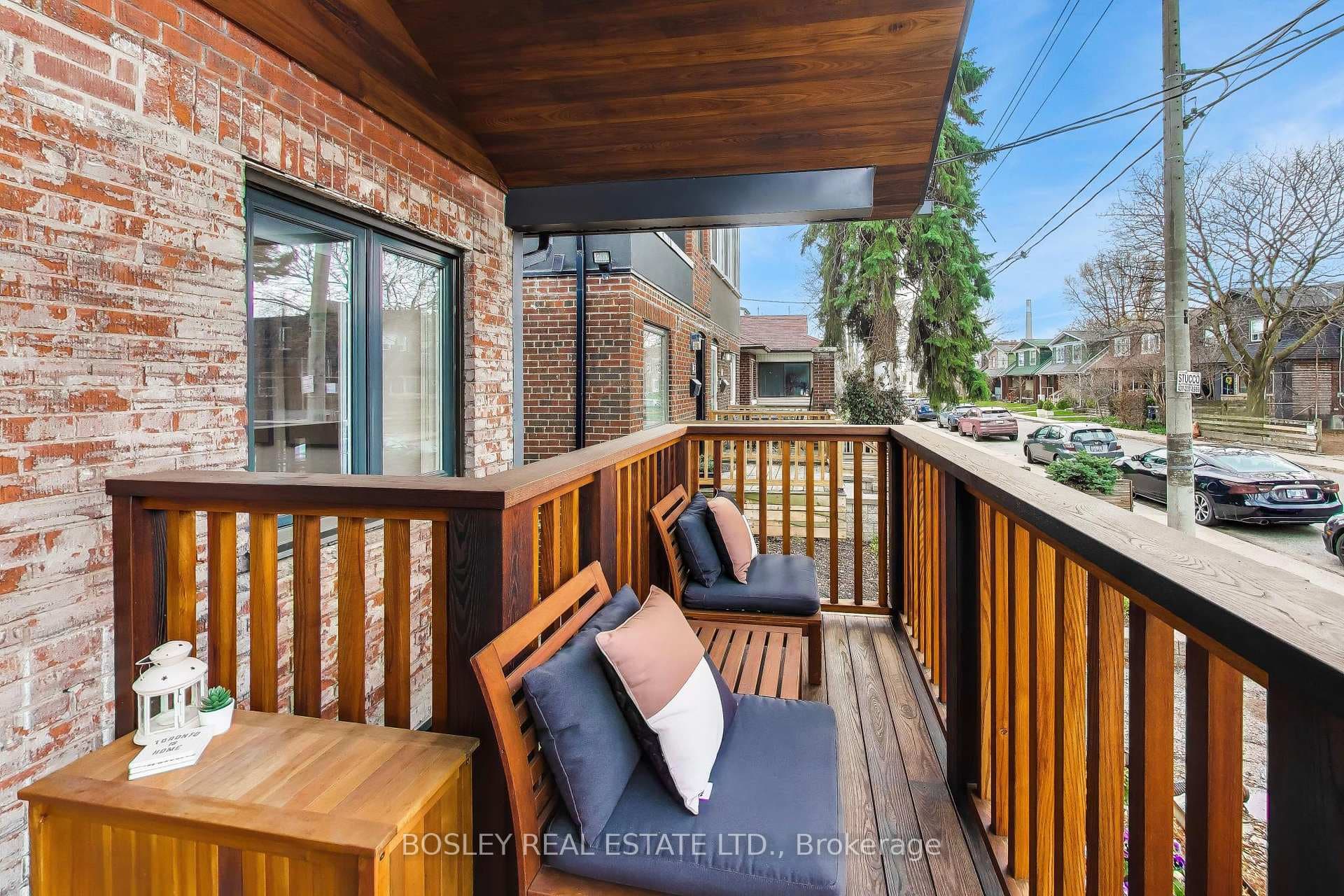 45 Berkshire Avenue photo 4