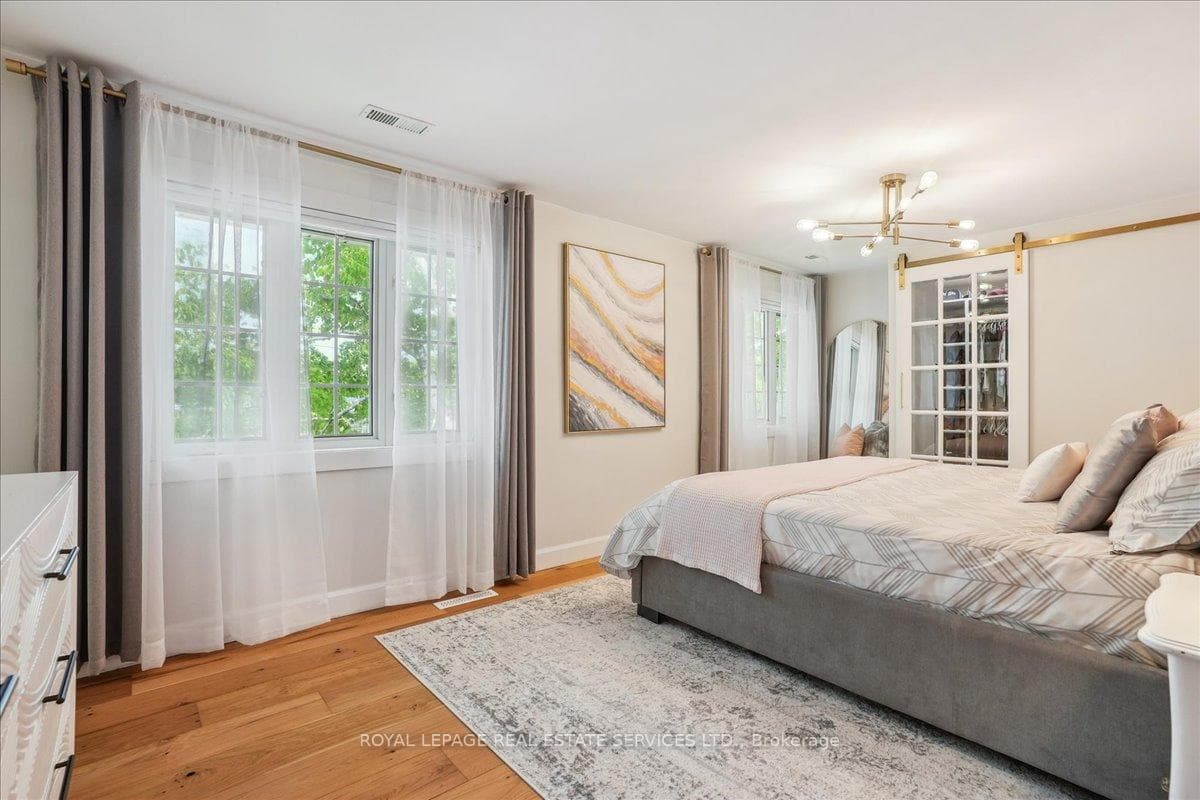 14 Dubarry Boulevard photo 28