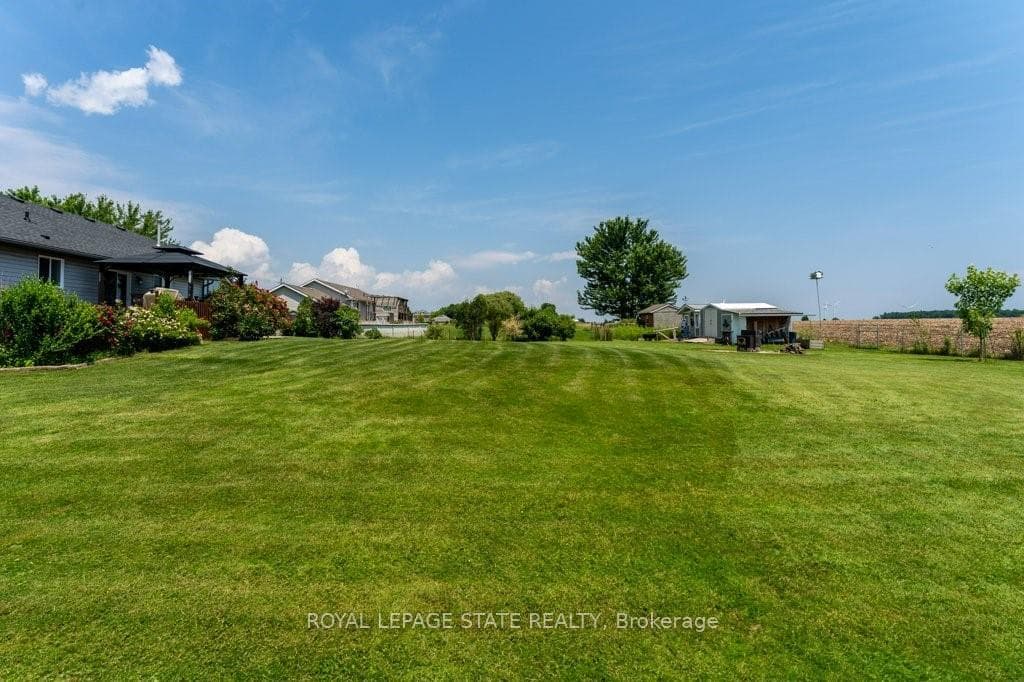 6220 Rainham Road photo 34