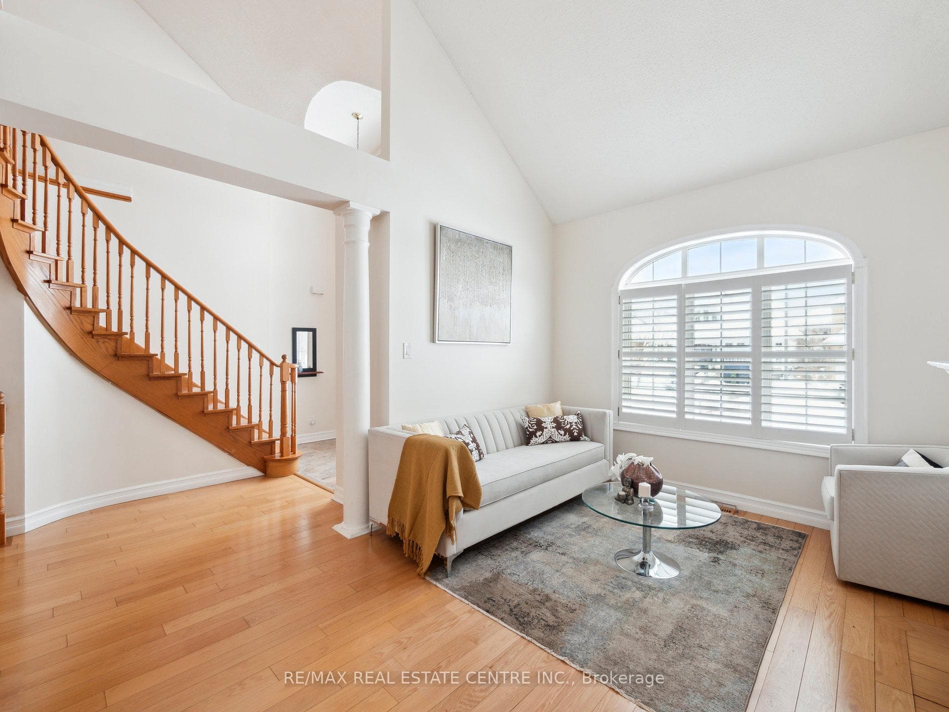 18 Bridgeport Drive photo 14