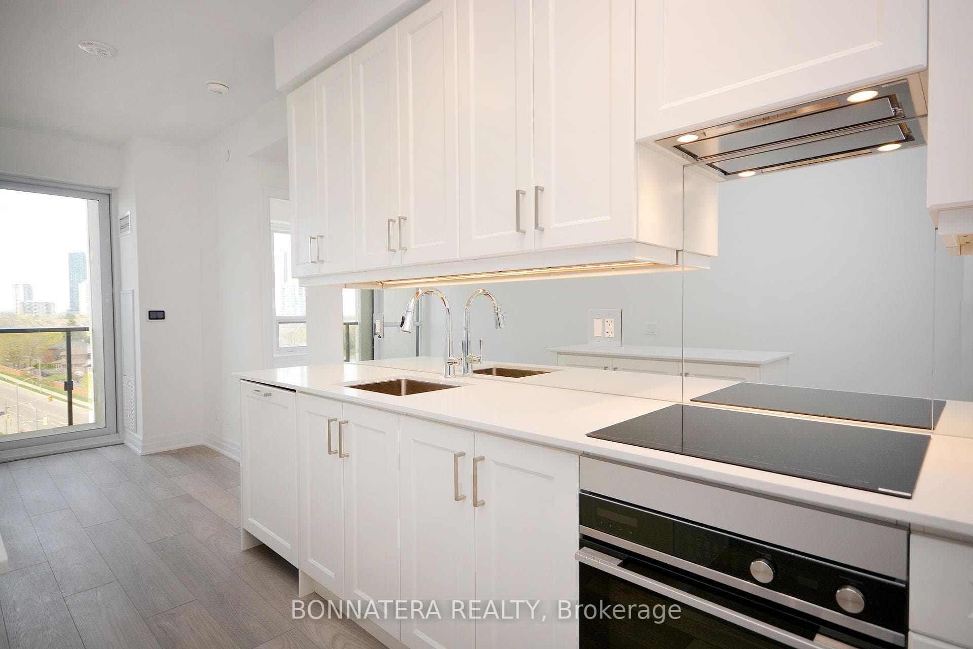 36 Elm Drive Unit 809 photo 25