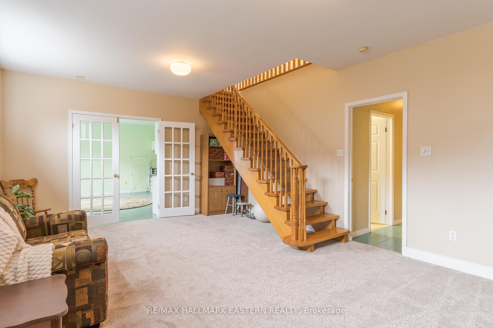 562 Westman Avenue photo 34
