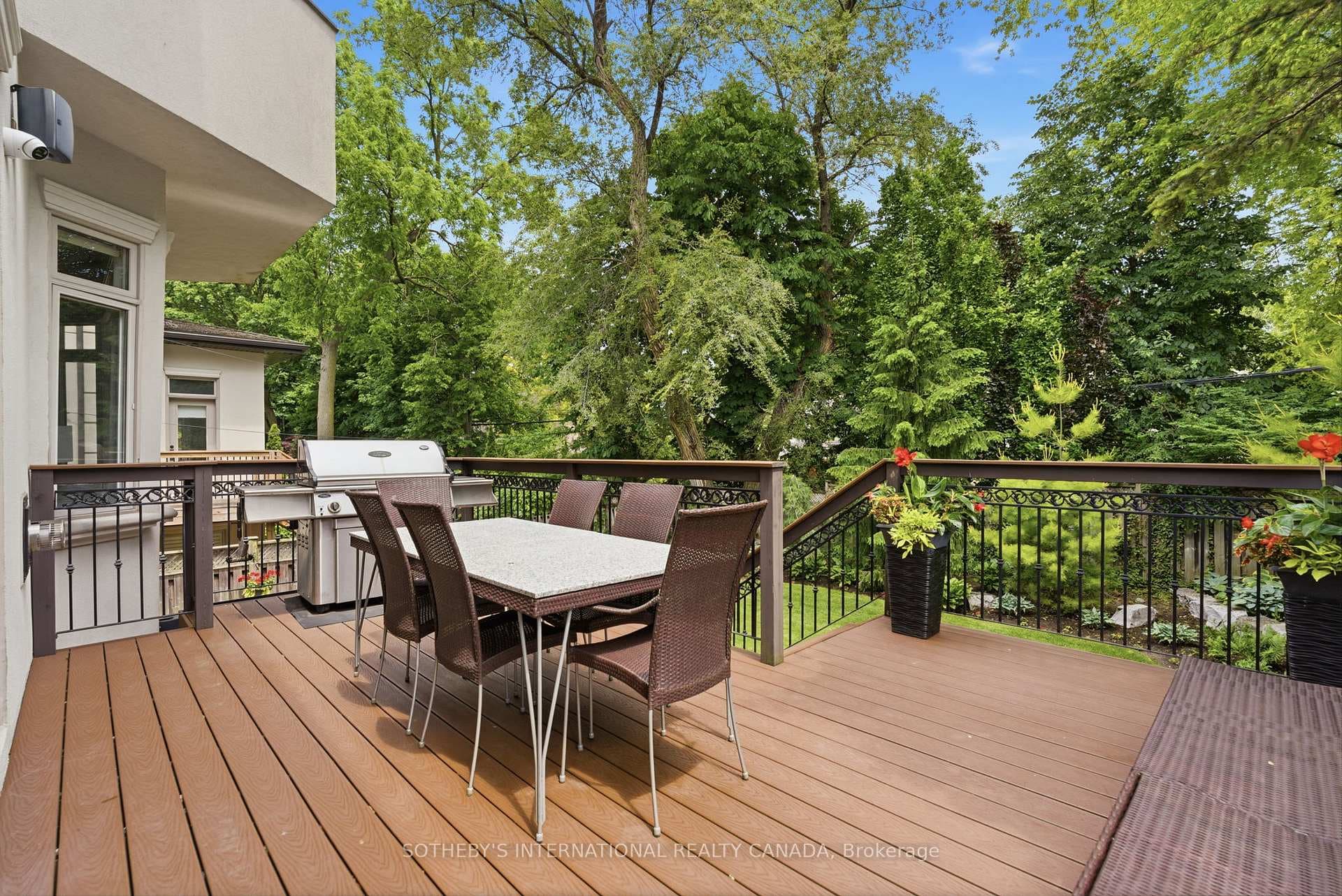 59 De Vere Gardens photo 35