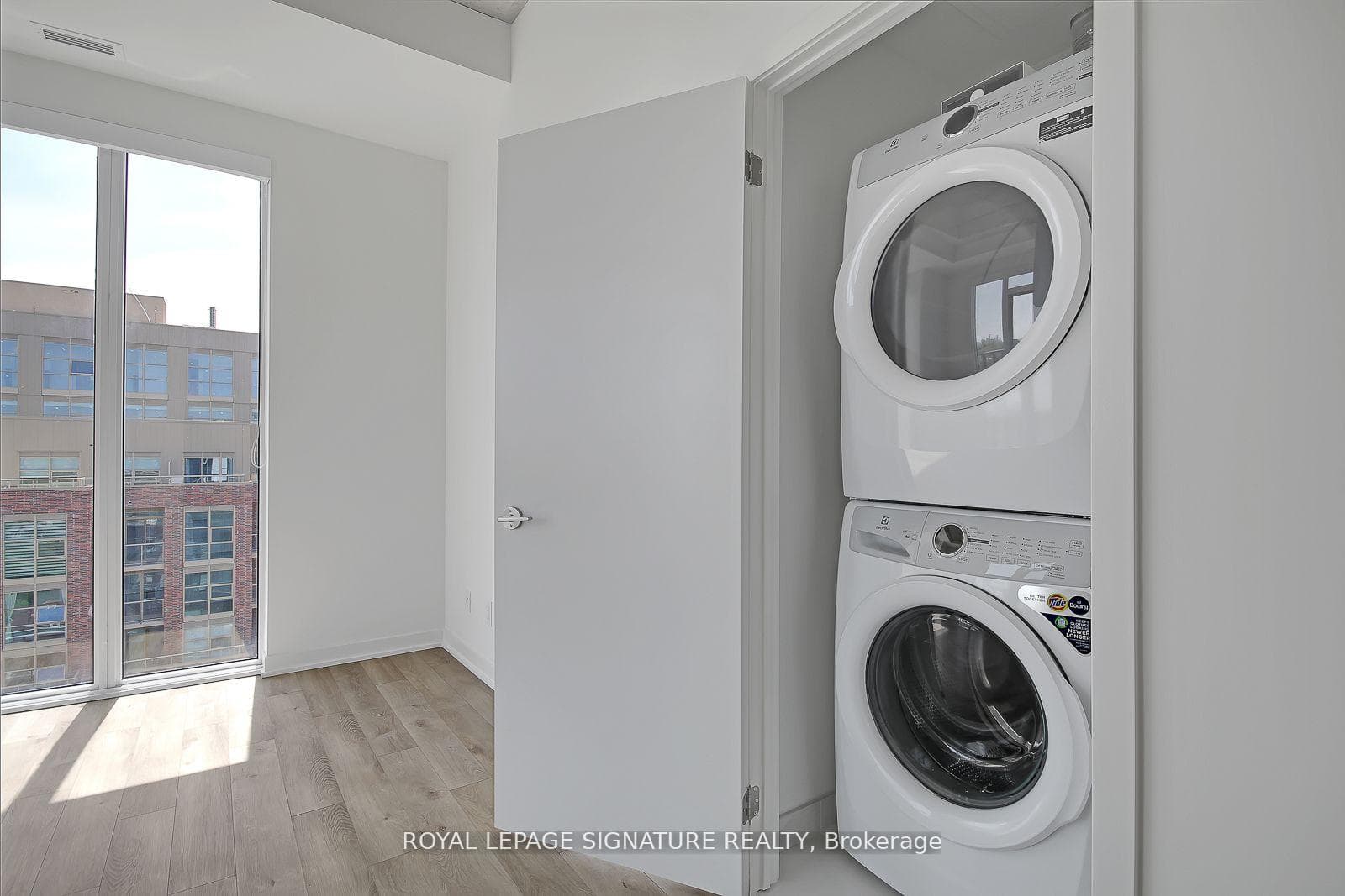 1808 St Clair Avenue Unit 1003 photo 26