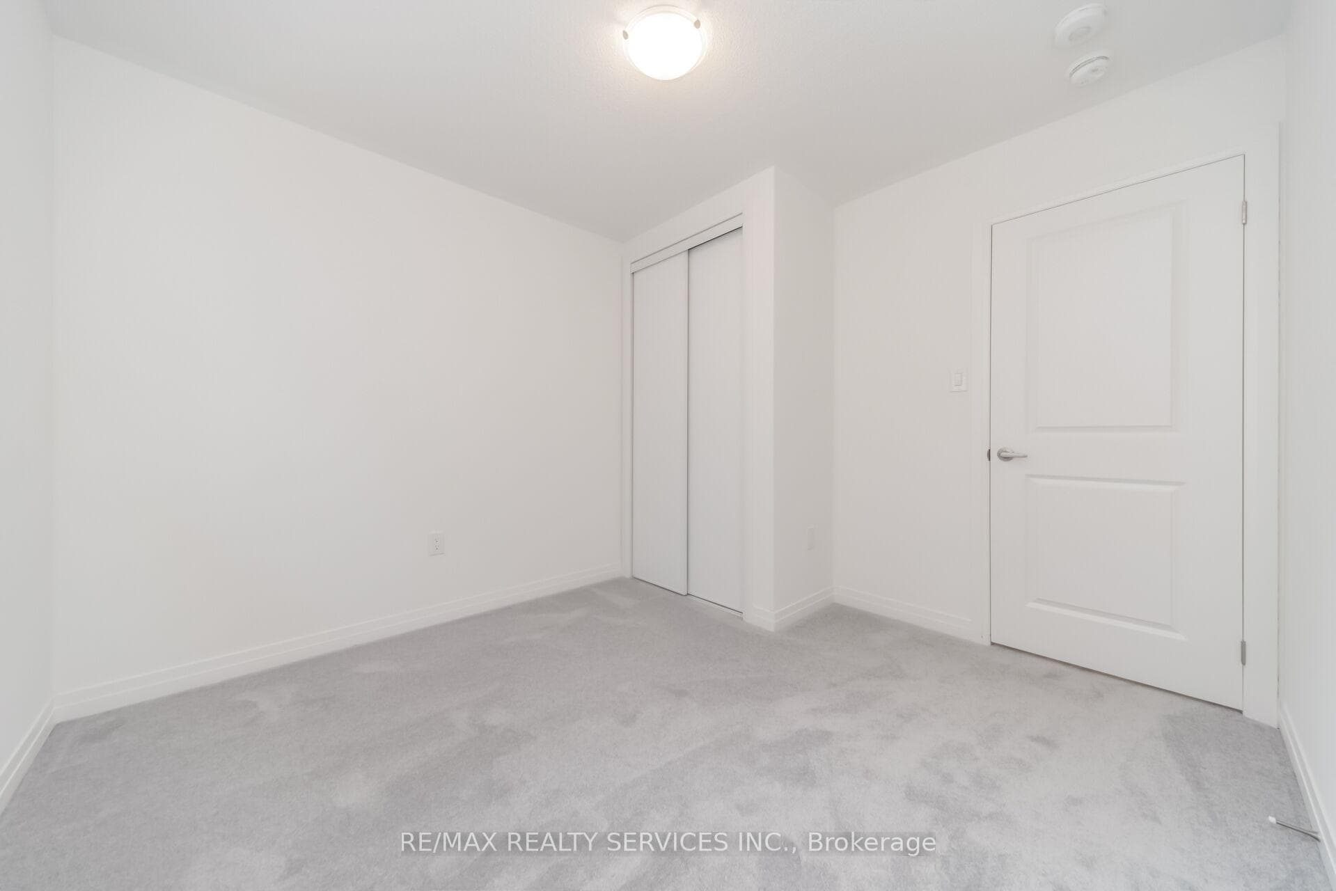 69 Kirkwood Way photo 28