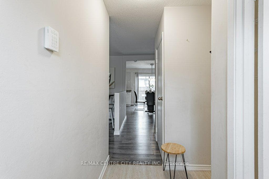 490 Third Street Unit 19 photo 5